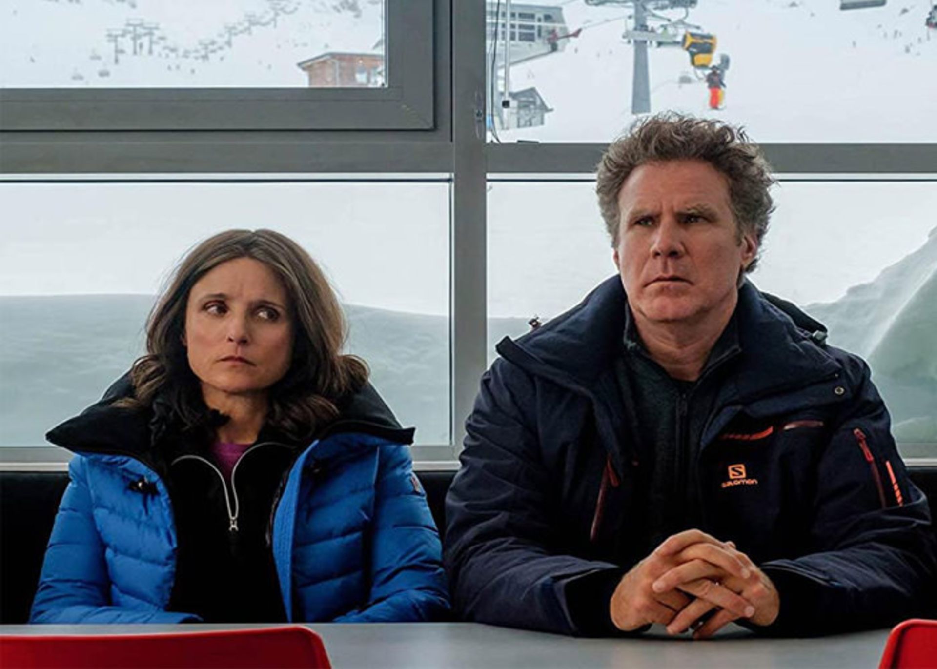 Will Ferrell  و Julia Louis-Dreyfus  در نمایی از فیلم Downhill