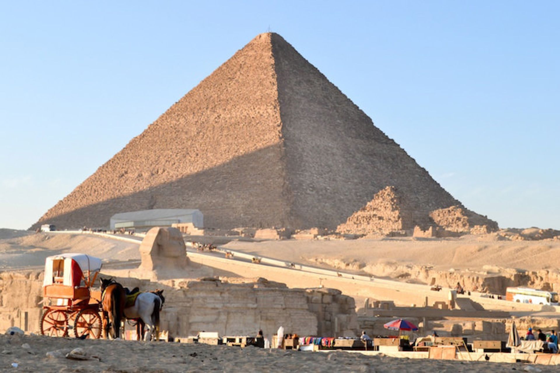 اهرام ثلاثه مصر و مجسمه ابوالهول از عجایب هفتگانه دنیا