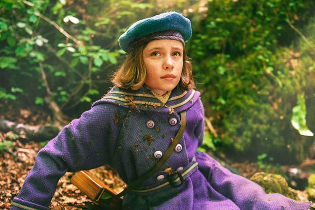 دیکسی اگریکس در باغ اسرارآمیز در فیلم The Secret Garden