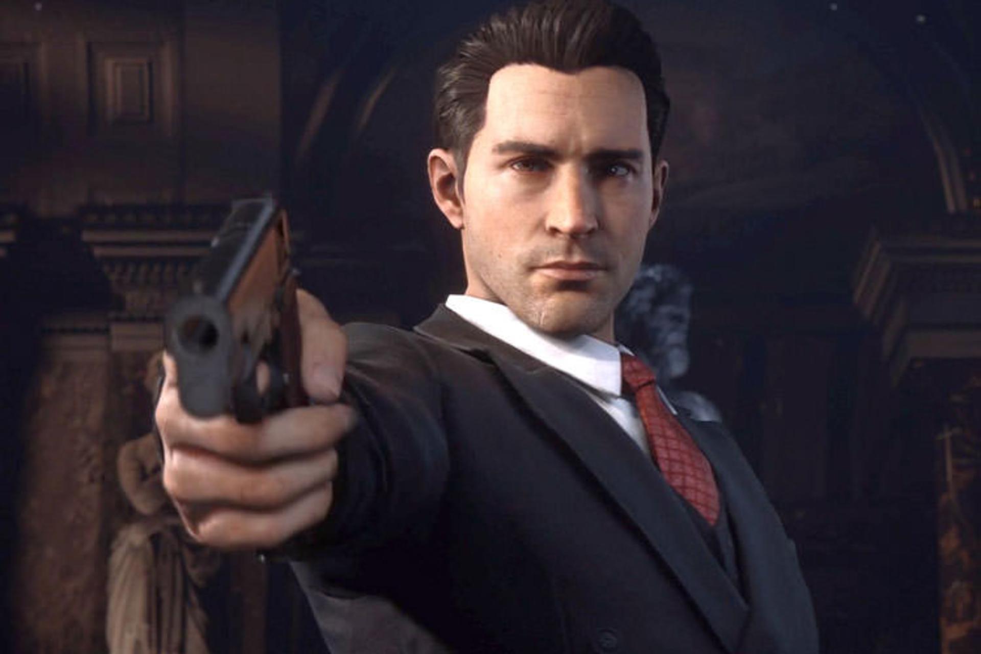 توماس آنجلو در Mafia: Definitive Edition دشمن رو به روی خود را هدف قرار داده است