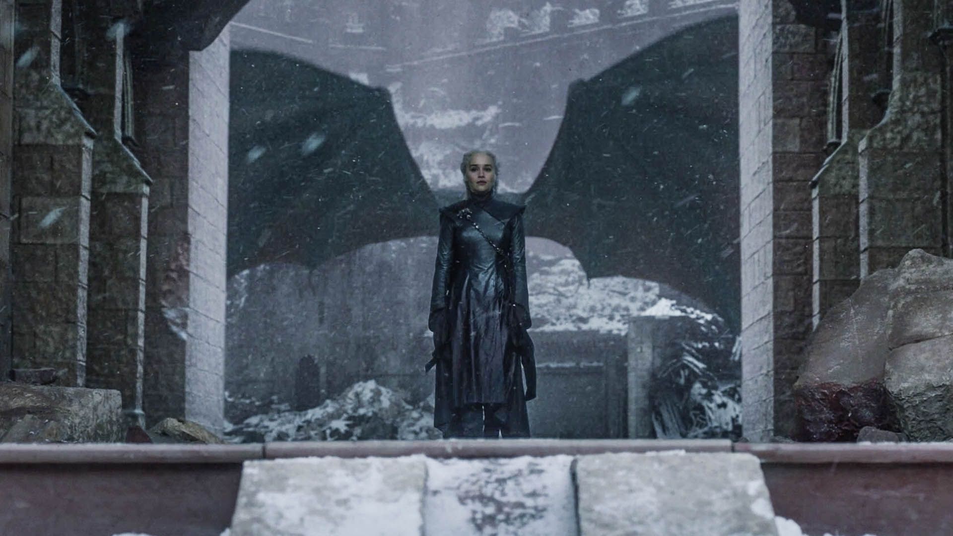 2021-1-daenerys-targaryen-game-of-thrones