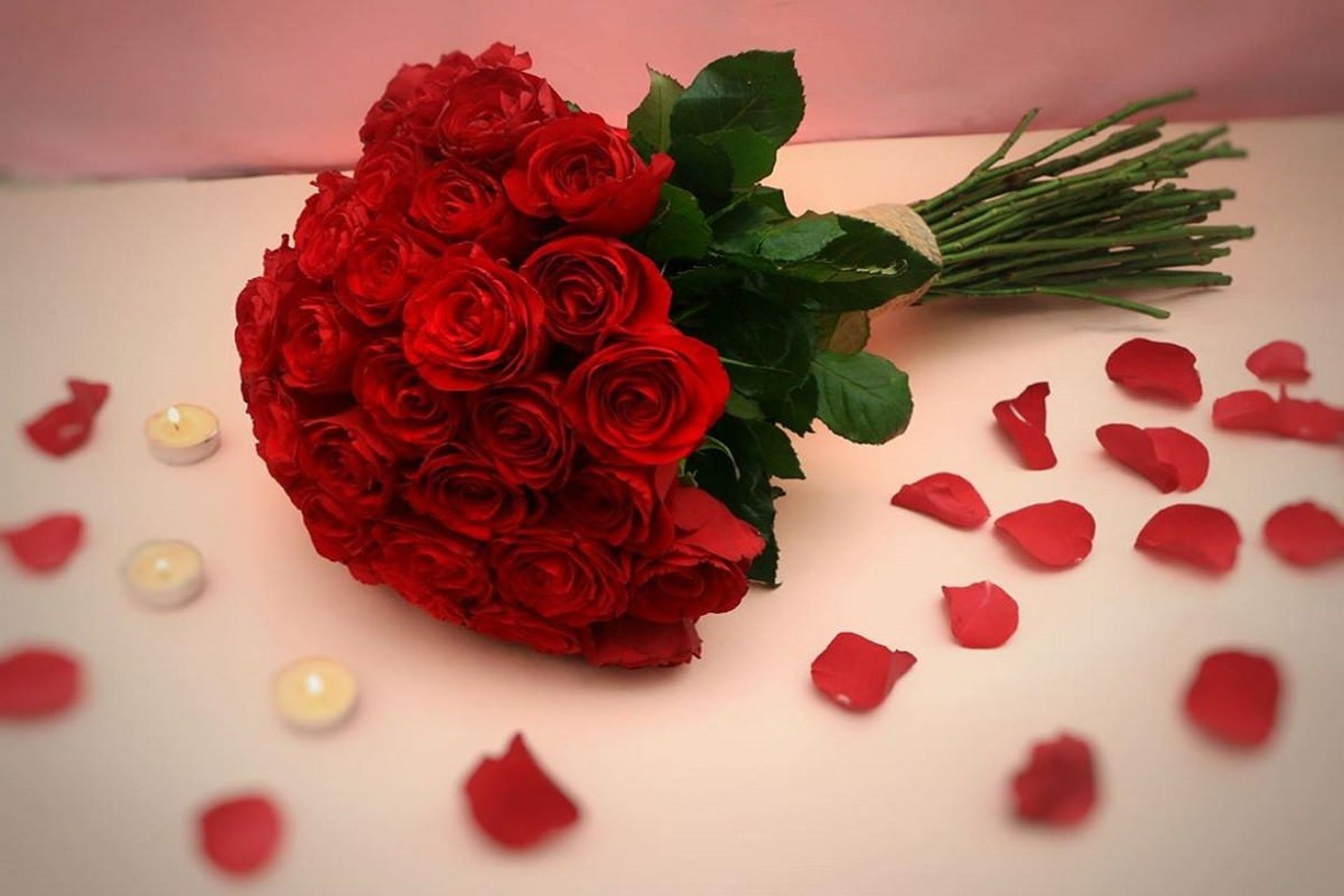 خرید آنلاین دسته گل رز قرمز
