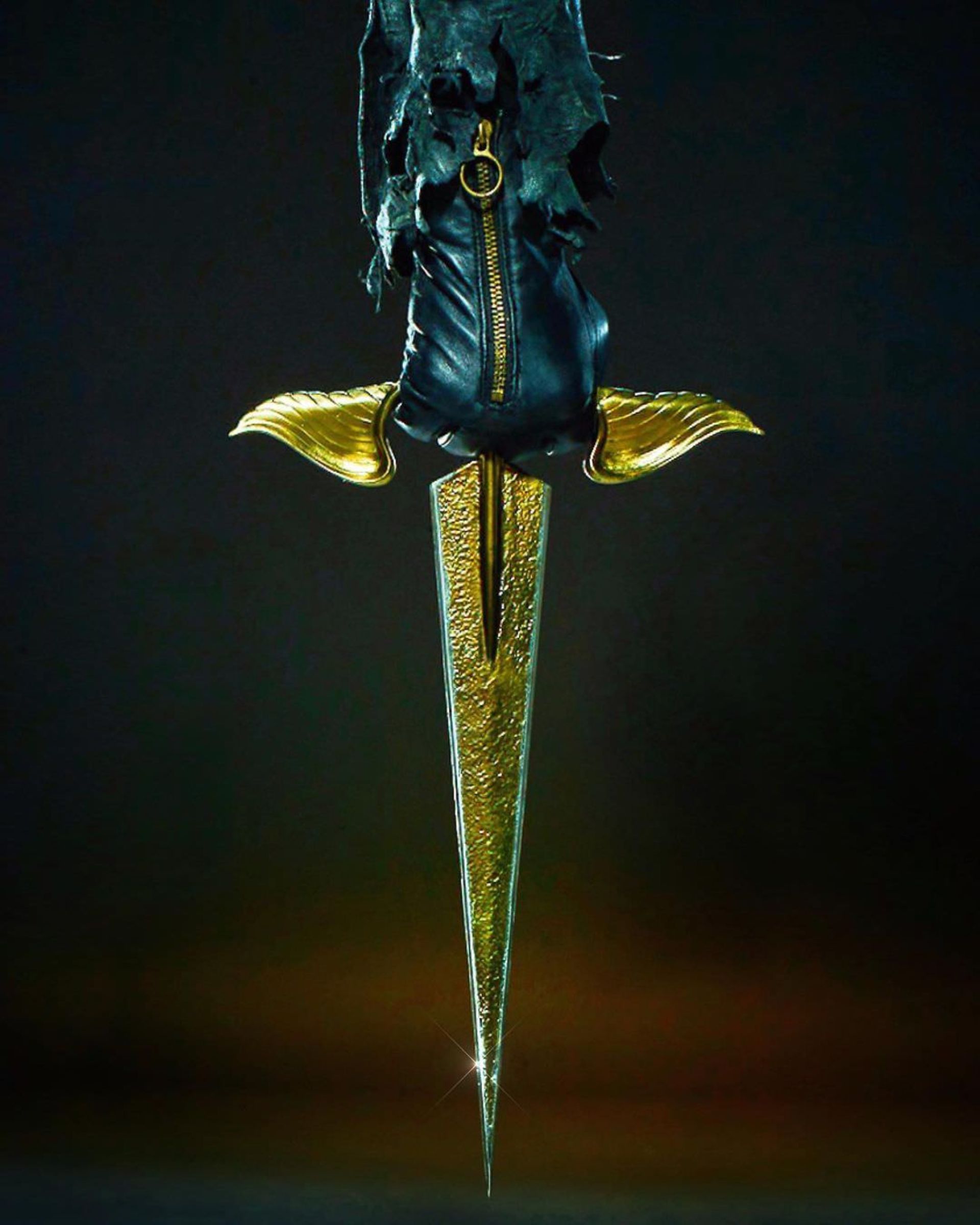 2021-1-james-wan-malignant-ominous-new-image