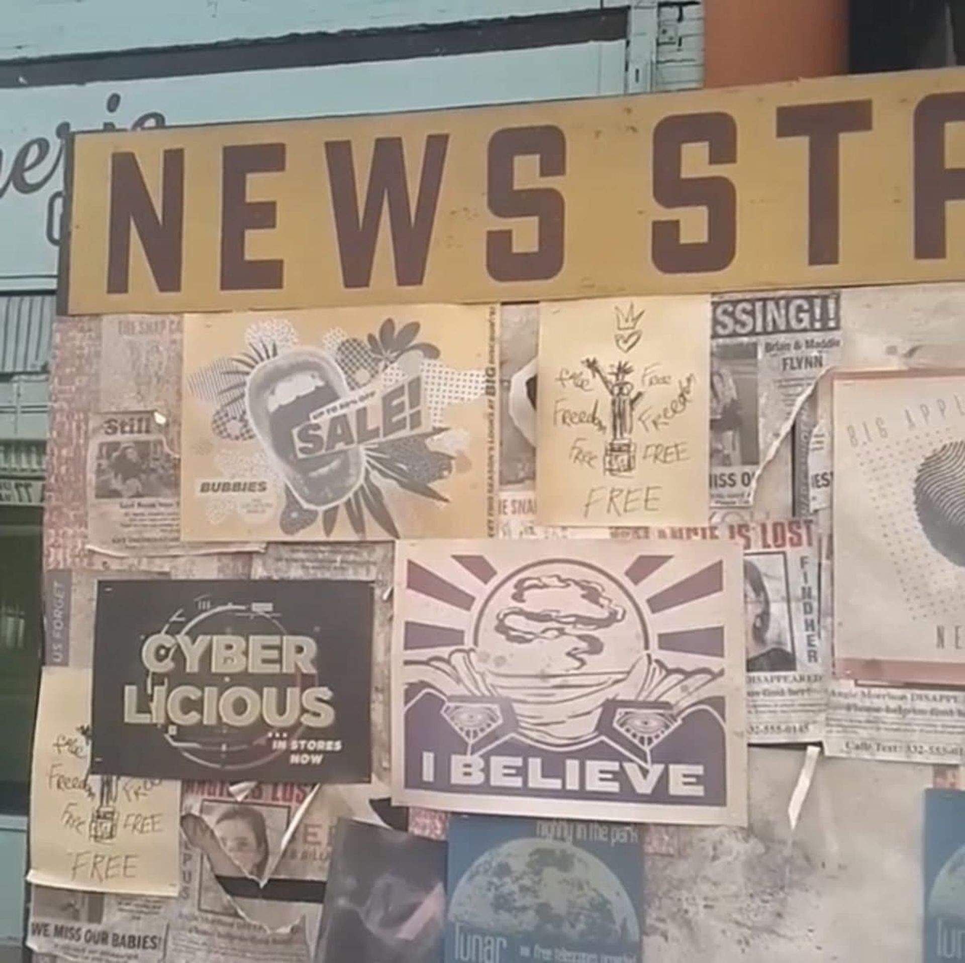 2021-1-new-photos-from-the-‘spider-man-3’-set-mysterio-reference-01