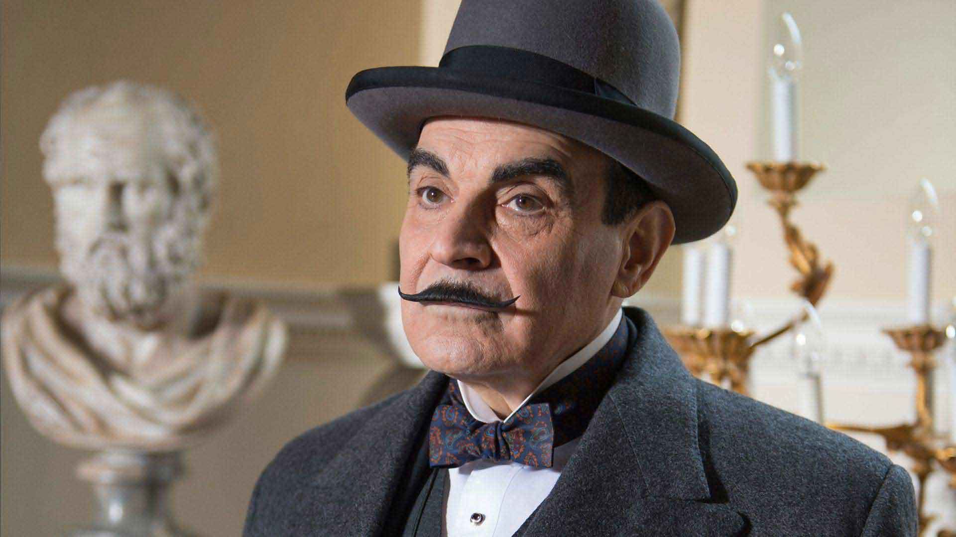 دیوید ساچت در نقش هرکول پوآرو
