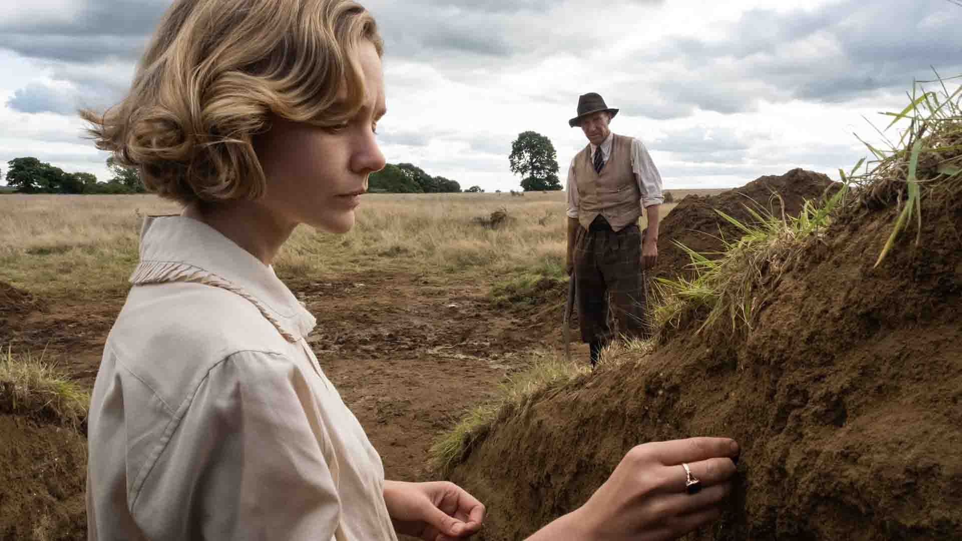 2021-1-the-dig-ralph-fiennes-carey-mulligan
