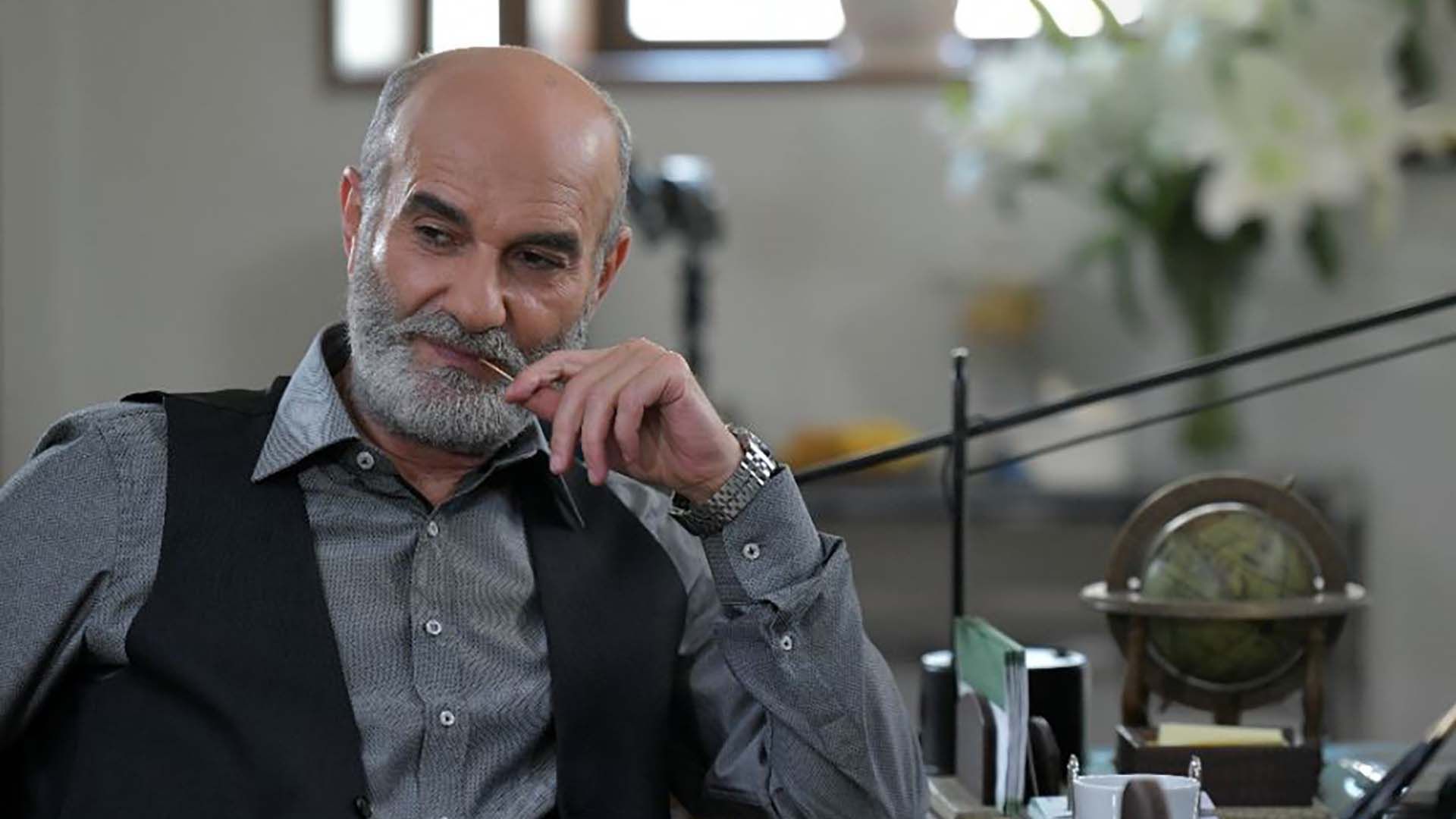 علی عمرانی در نمایی از سریال خسوف