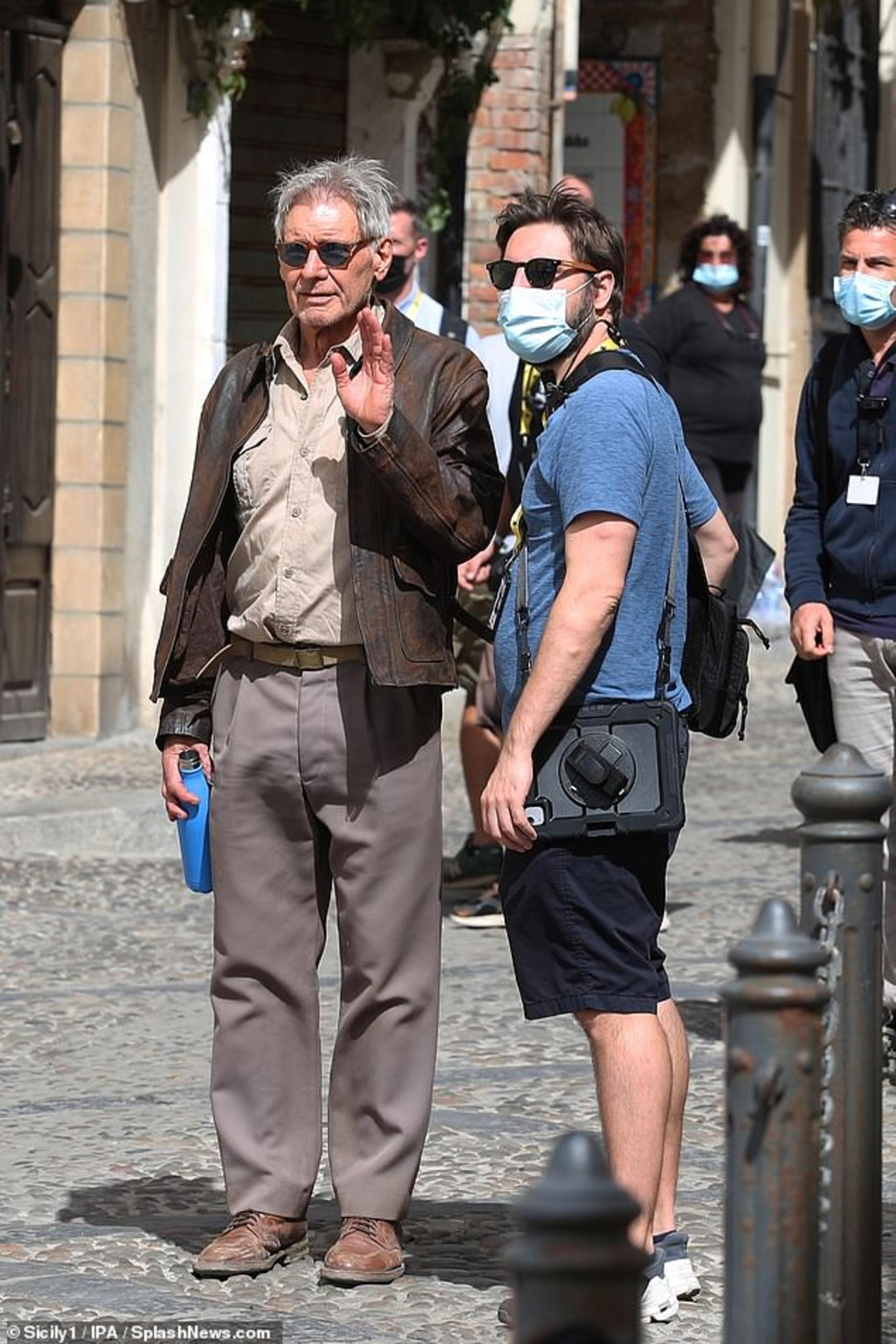 2021-10-indiana-jones-5-set-photos-give-first-look-at-mads-mikkelsen-with-harrison-ford-07