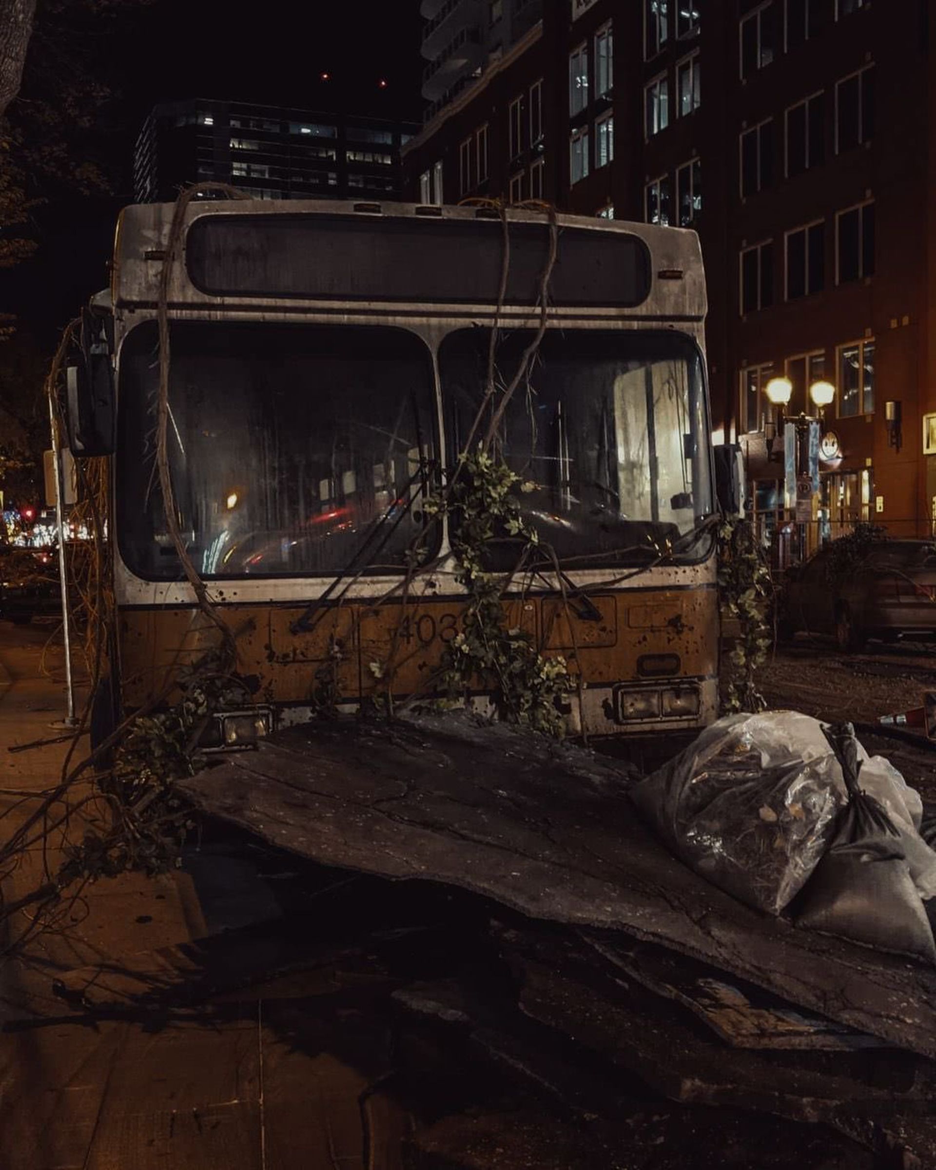 تصاویر پشت صحنه فیلمبرداری سریال The Last of Us