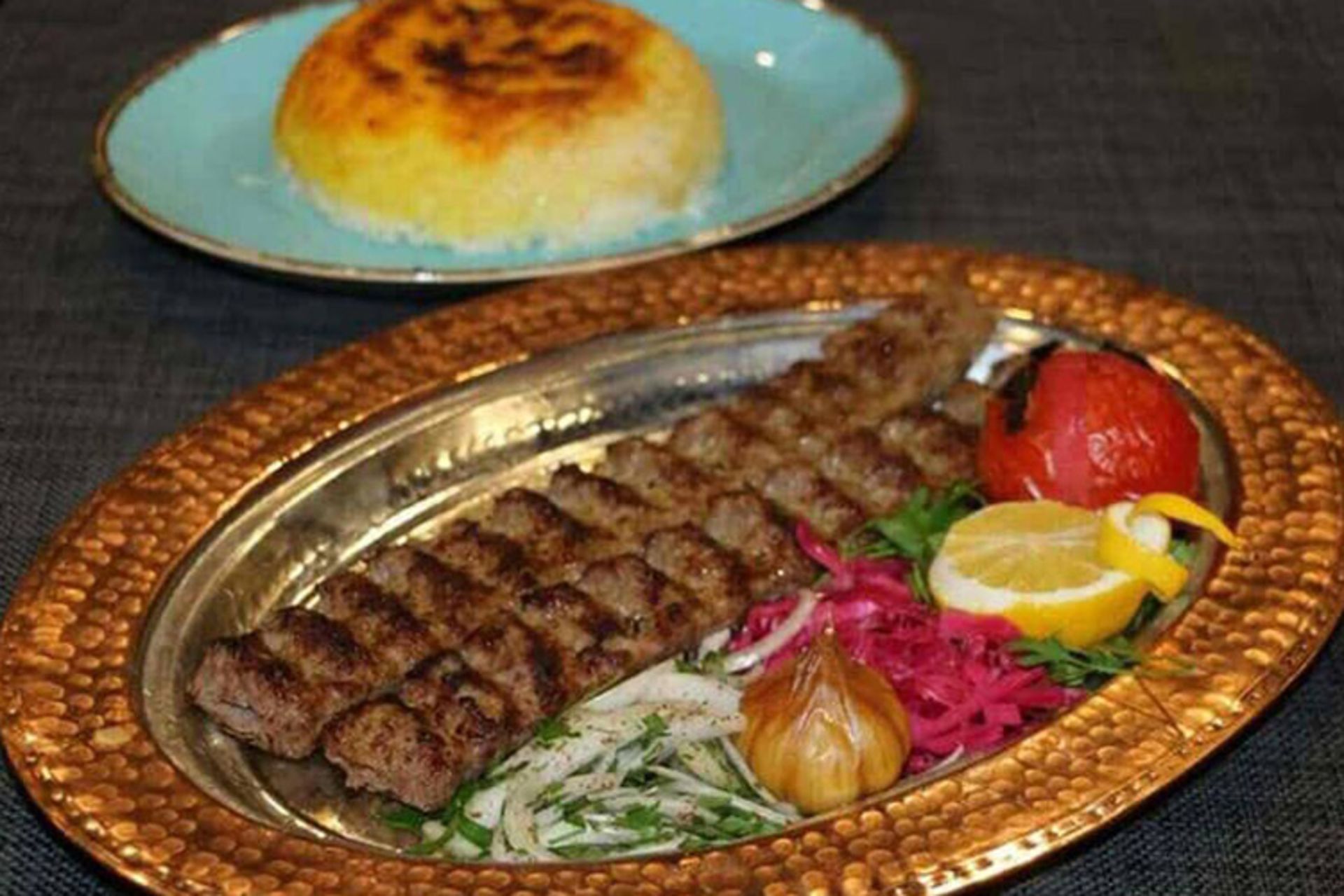 چلوکباب کوبیده رستوران فارسی در استانبول