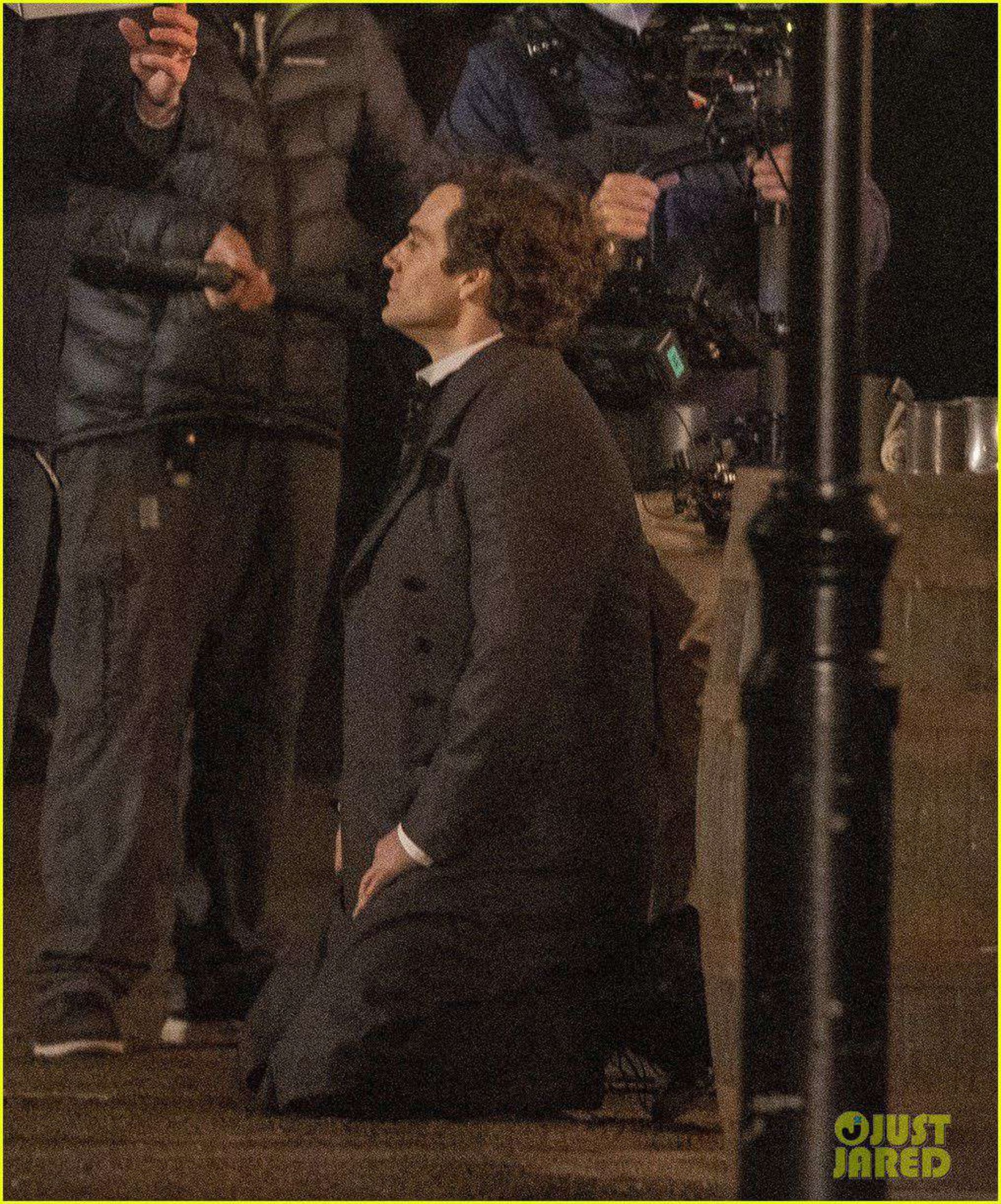 2021-11-enola-holmes-set-november-2021-66
