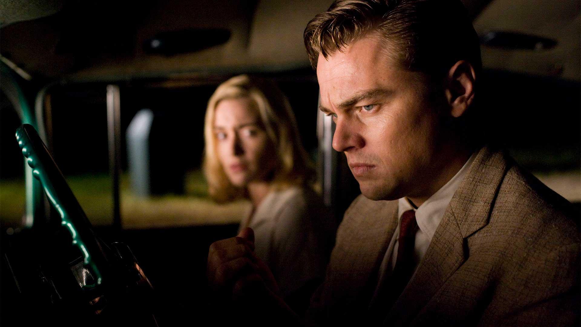 فیلم Revolutionary Road به کارگردانی سم مندس و با بازی لئوناردو دی کاپریو و کیت وینسلت