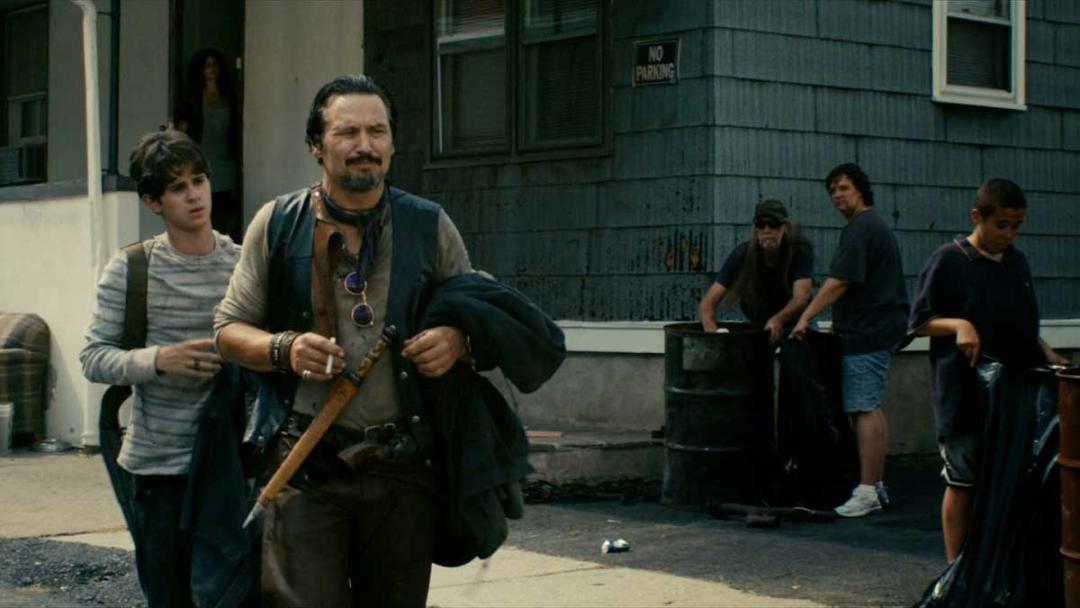 فیلم Stake Land، محصول سال ۲۰۱۰ میلادی