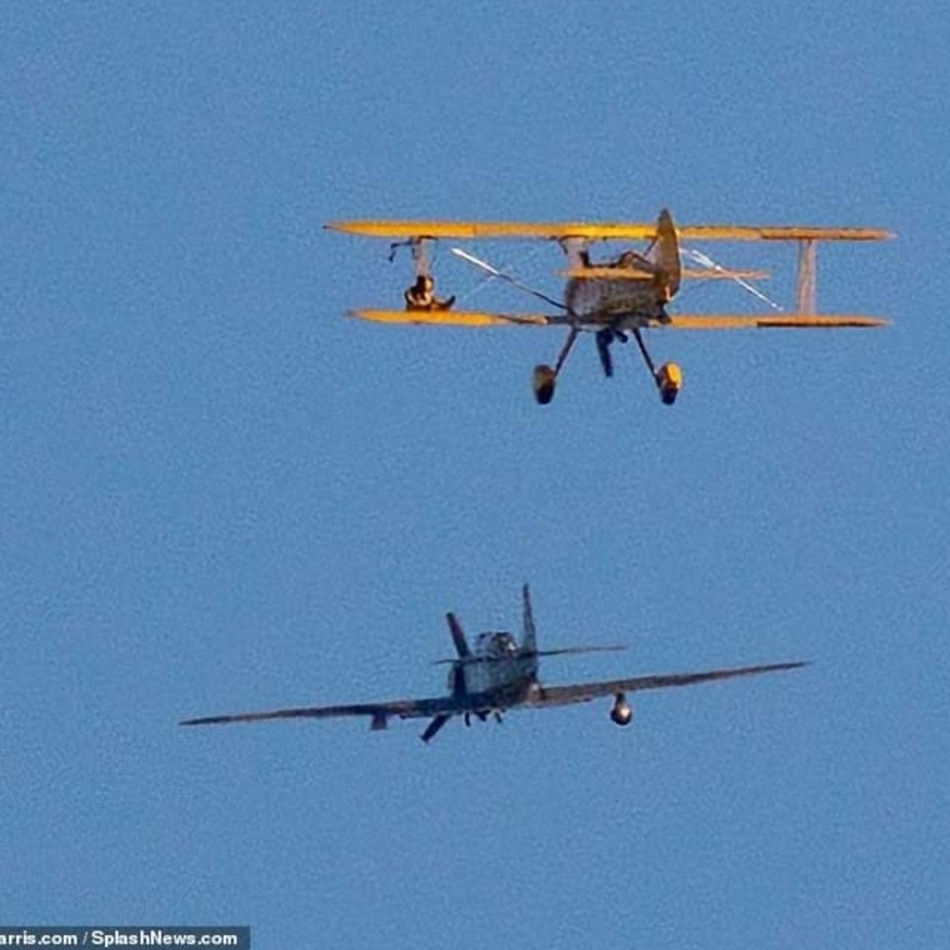 بدلکاری تام کروز روی هواپیما برای فیلم Mission Impossible 8