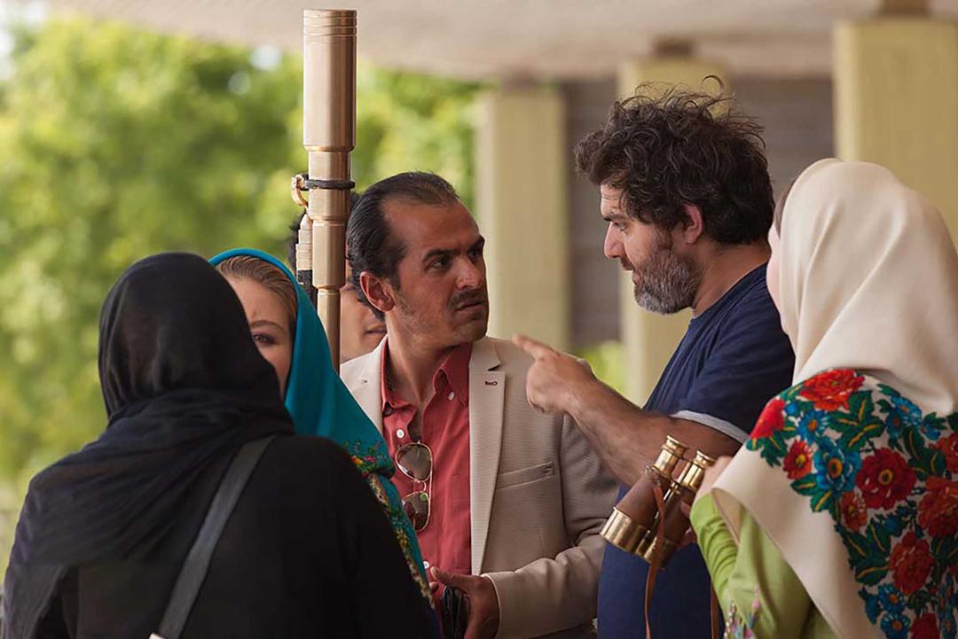 میرسعید مولویان و مرتضی فرشباف در پشت صحنه فیلم تومان