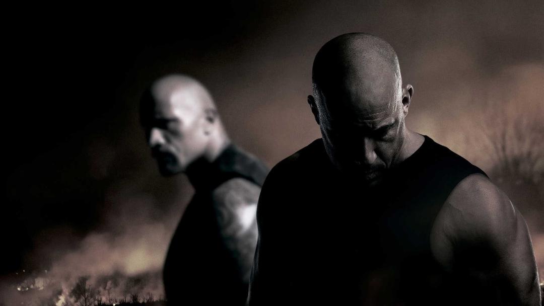 دواین جانسون و وین دیزل در پوستر فیلم The Fate of the Furious