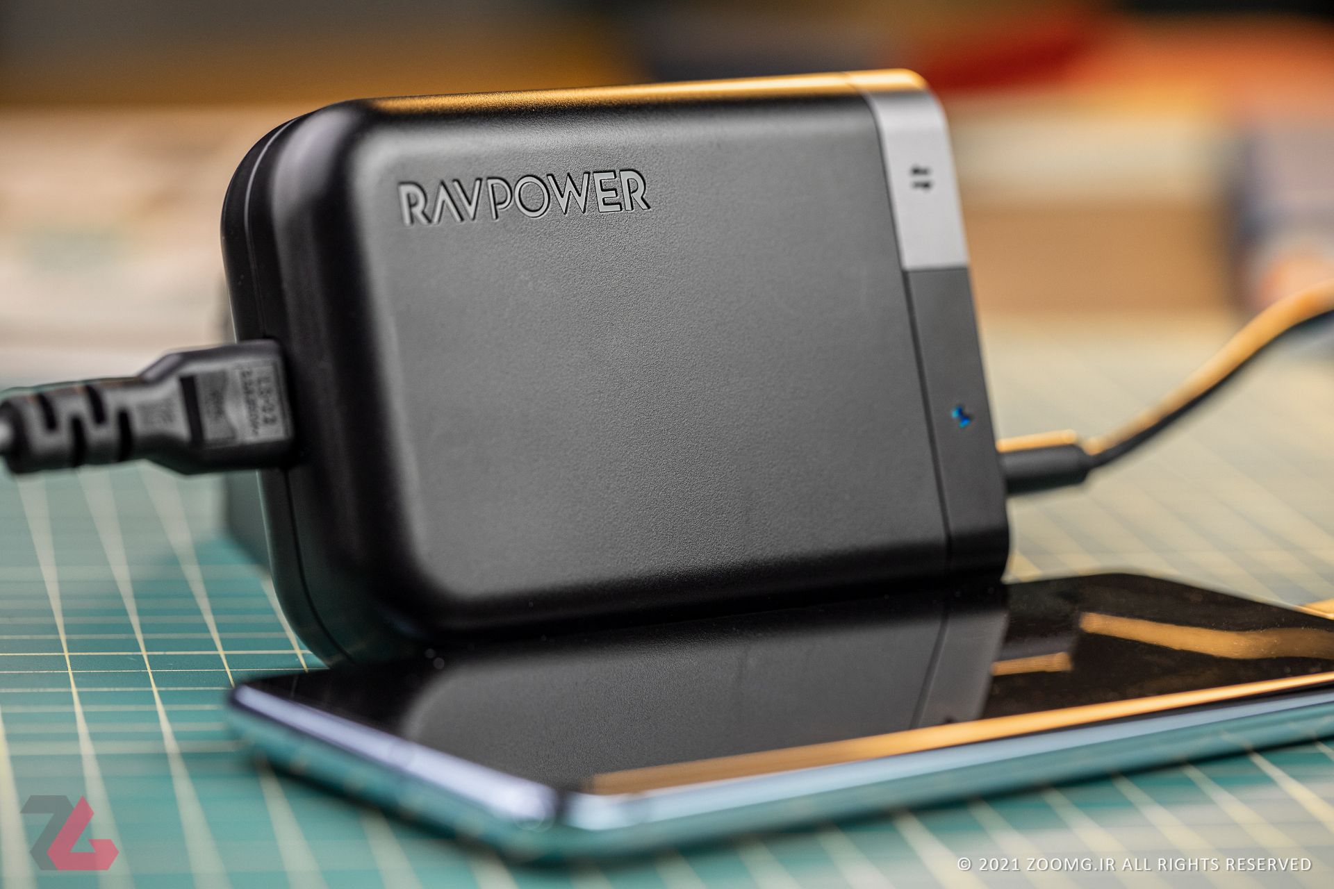 2021-2-black-ravpower-rp-um002-charger-file-hup