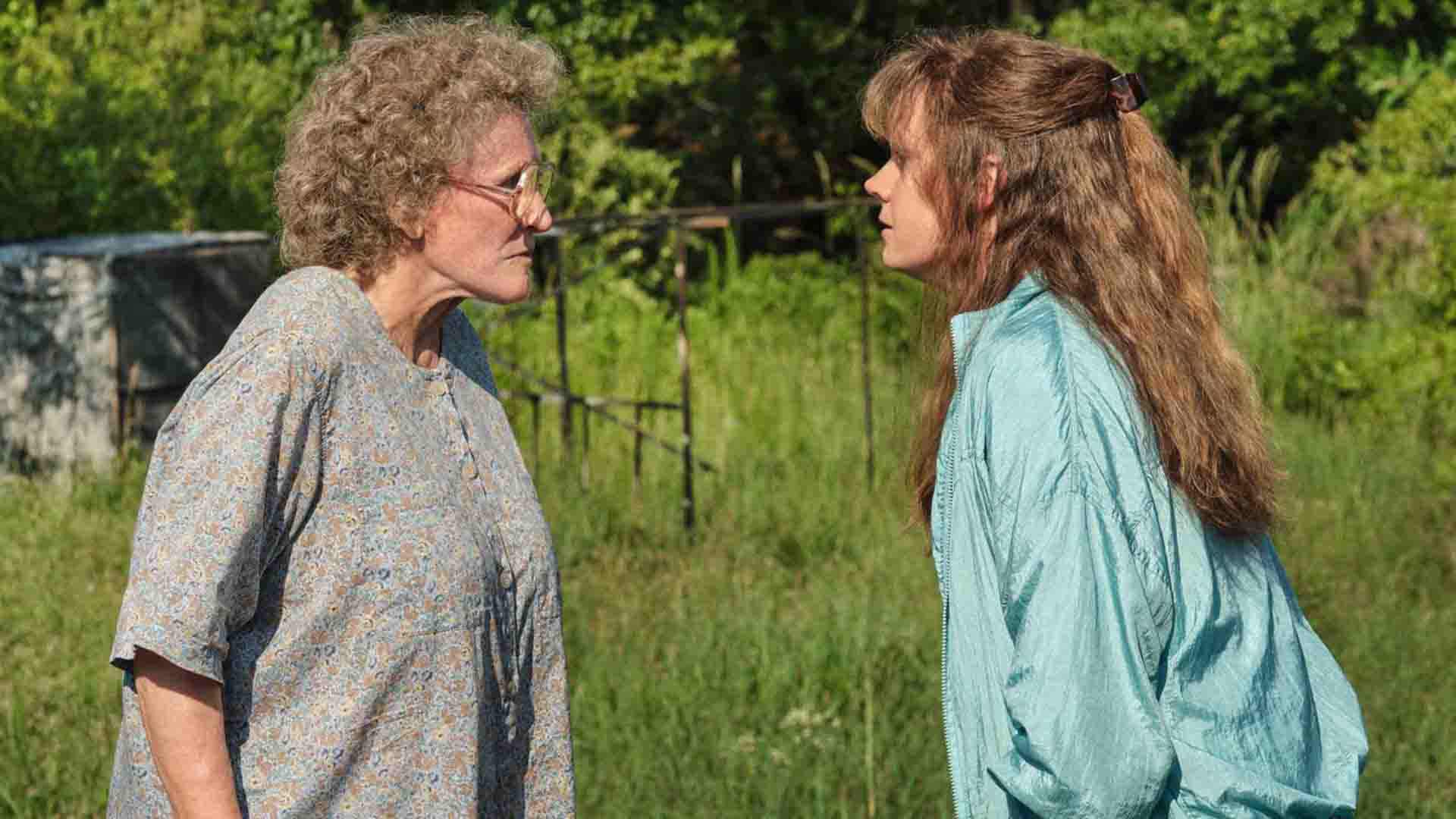 2021-2-hillbilly-elegy-amy-adams-glenn-close