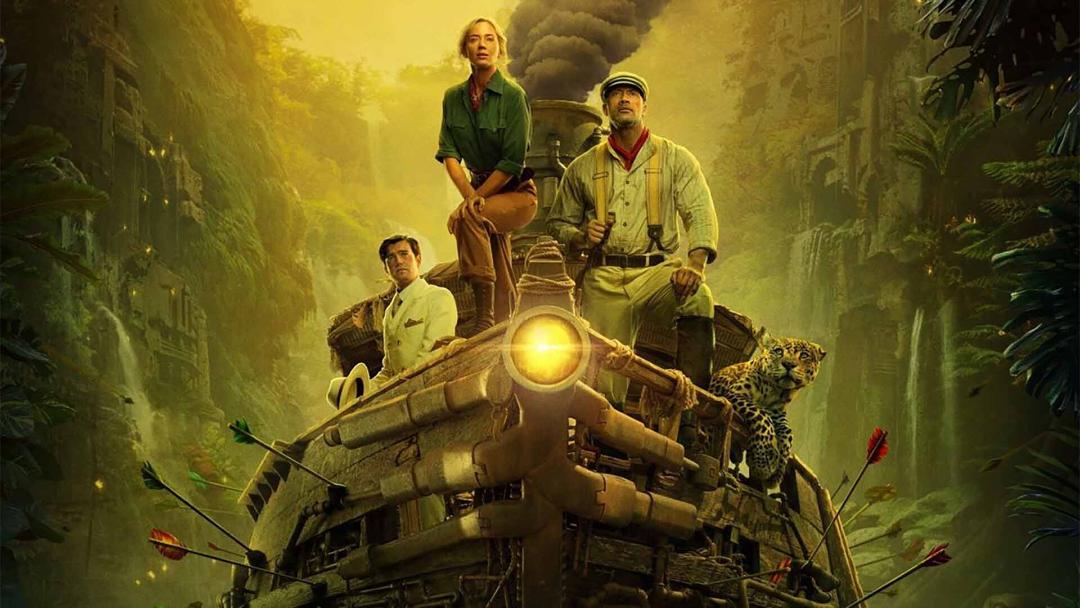 دواین جانسون سوار بر کشتی فیلم Jungle Cruise