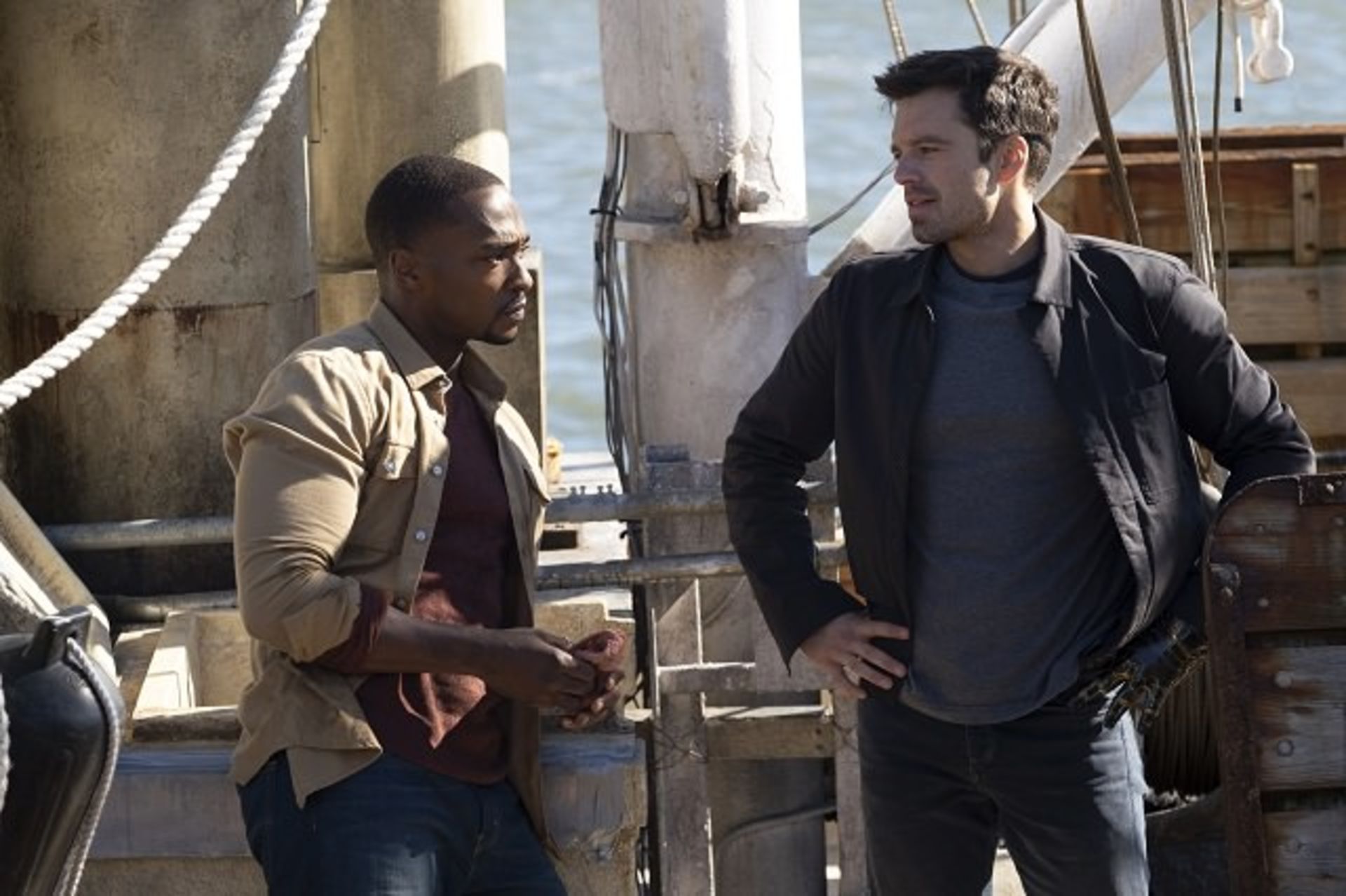 2021-2-new-stills-from-the-falcon-and-the-winter-soldier-08