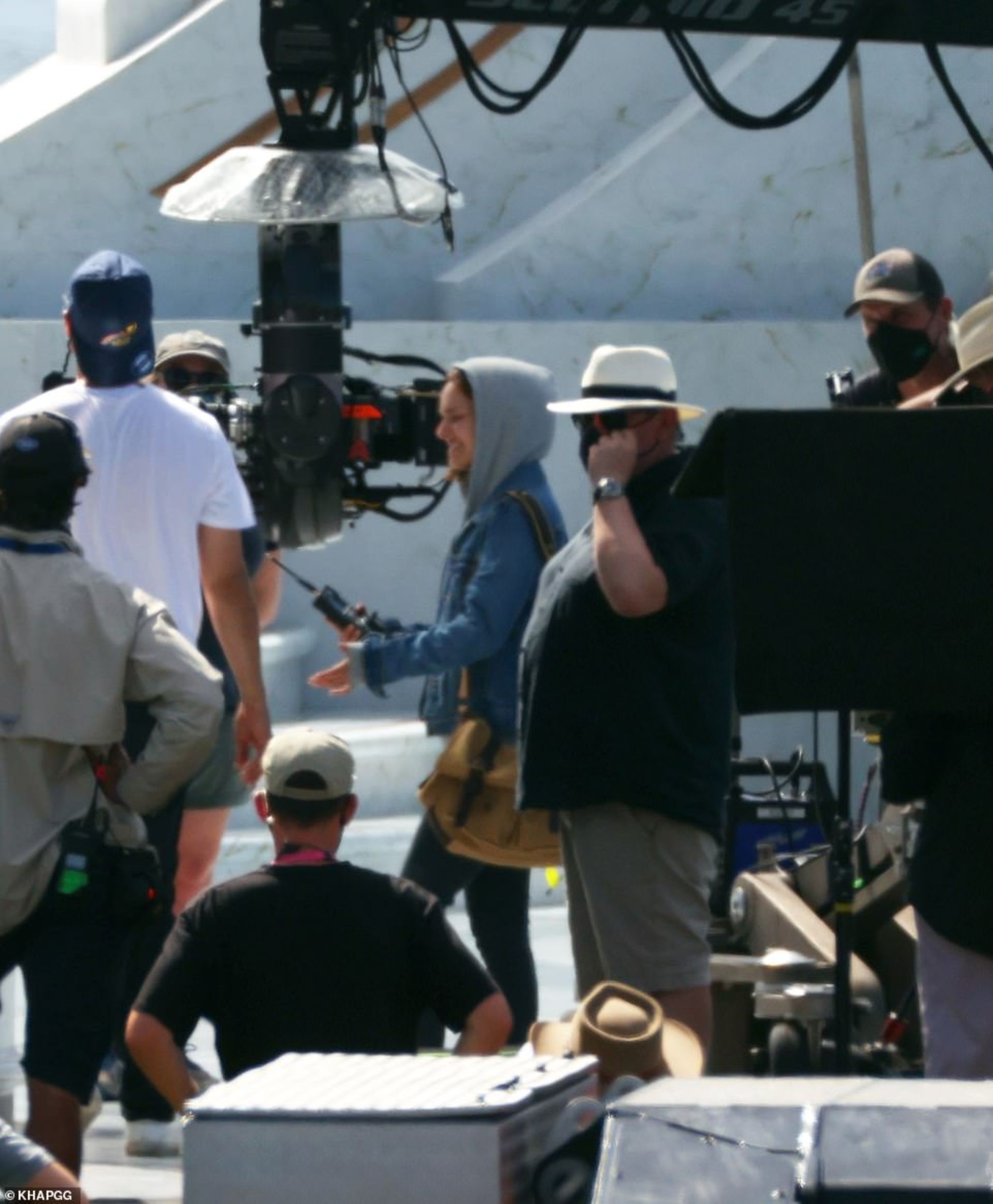 2021-3-new-thor-love-and-thunder-set-photos-feature-jane-foster-valkyrie-11