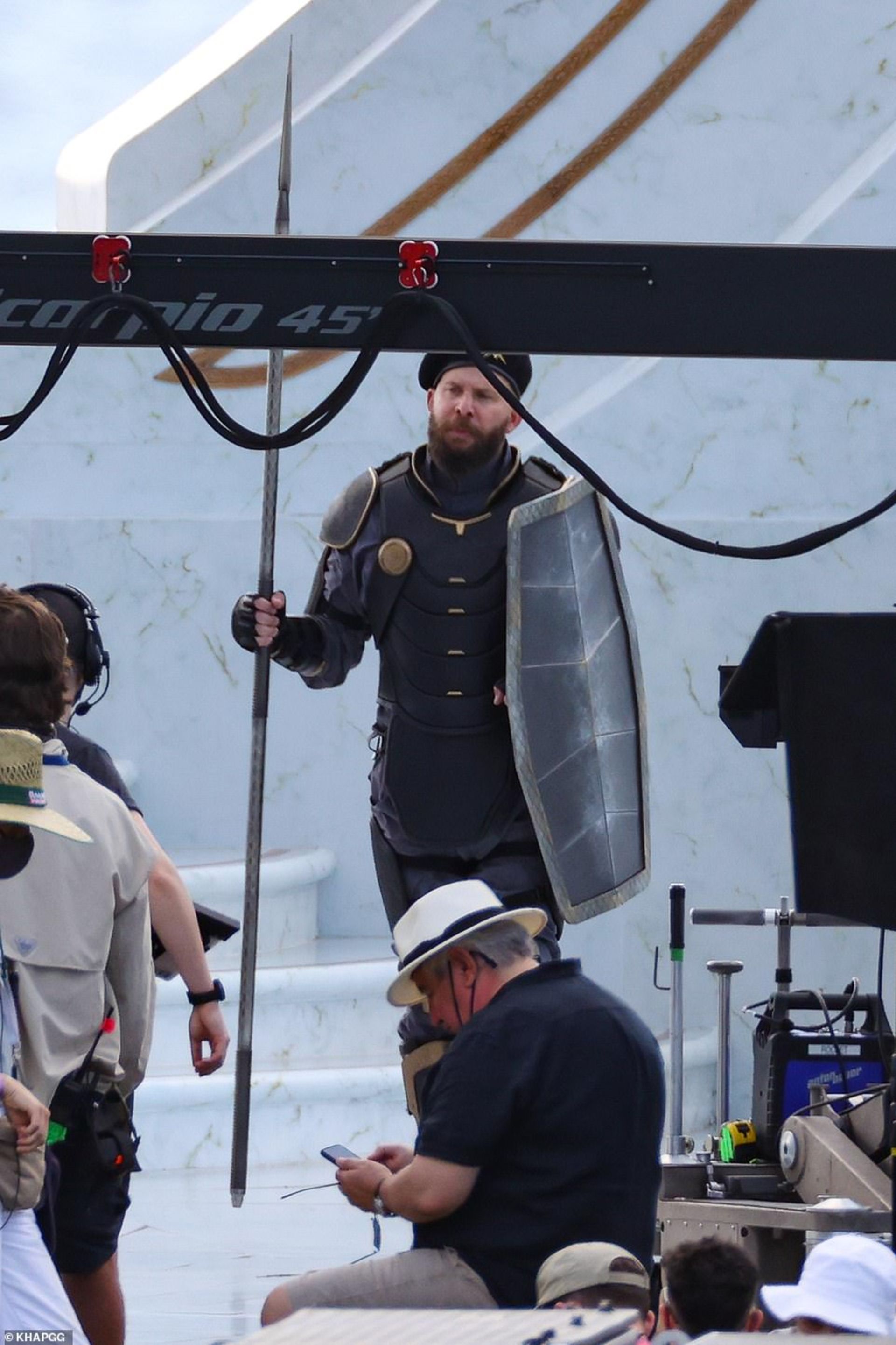 حضور ناتالی پورتمن، تسا تامپسون و تایکا وایتیتی در پشت صحنه فیلم‌برداری و تولید فیلم Thor: Love and Thunder