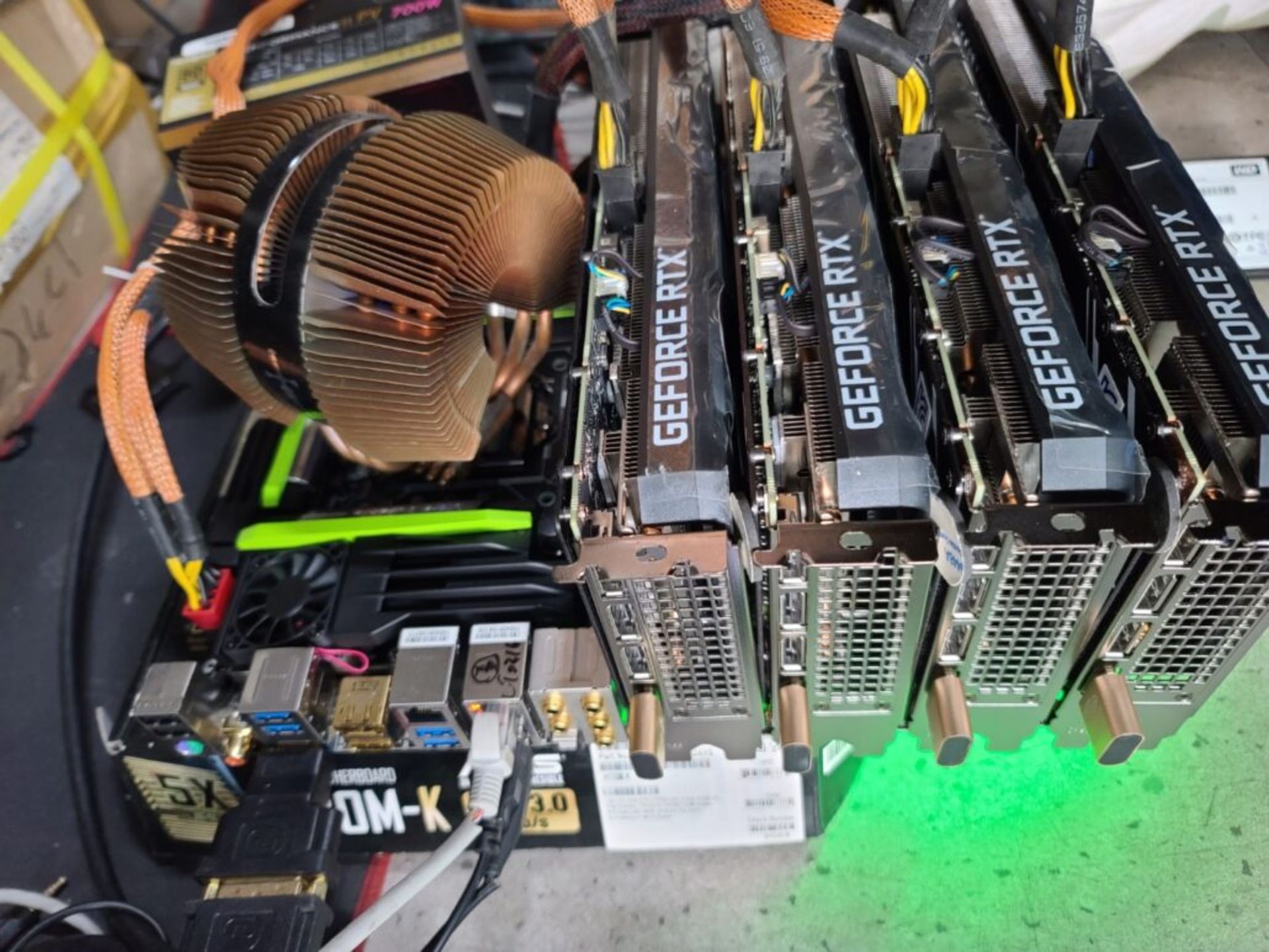 استفاده از چند کارت گرافیک NVIDIA GeForce RTX 3060 برای ماینینگ