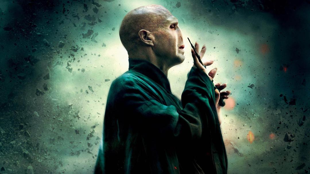 2021-3-ralph-fiennes-as-voldemort