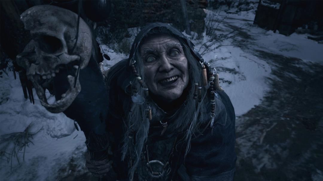 2021-4-resident-evil-village-oldwoman