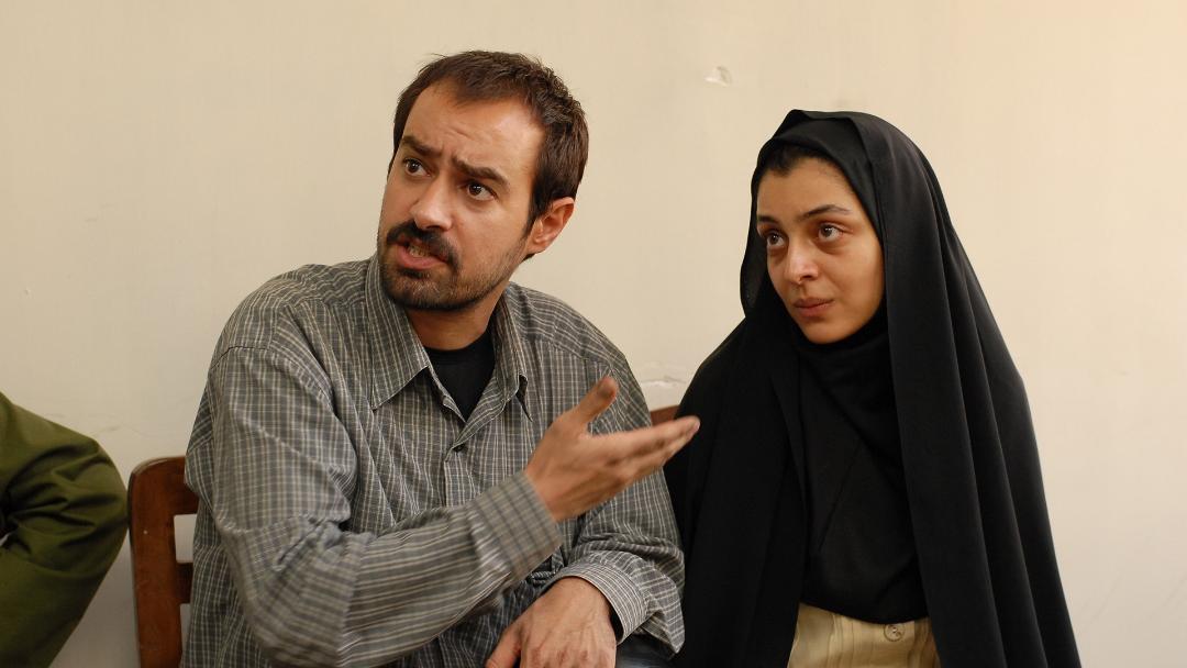 نمایی از شهاب حسینی در فیلم جدایی نادر از سیمین ساخته‌ی اصغر فرهادی