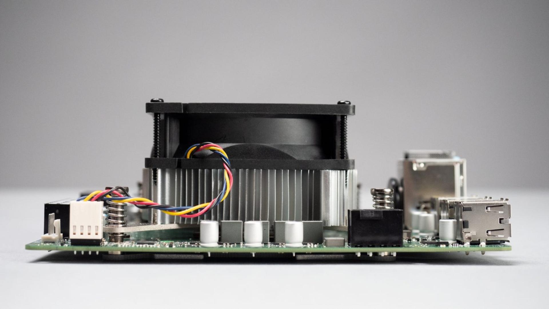 کیت پی سی AMD 4700S