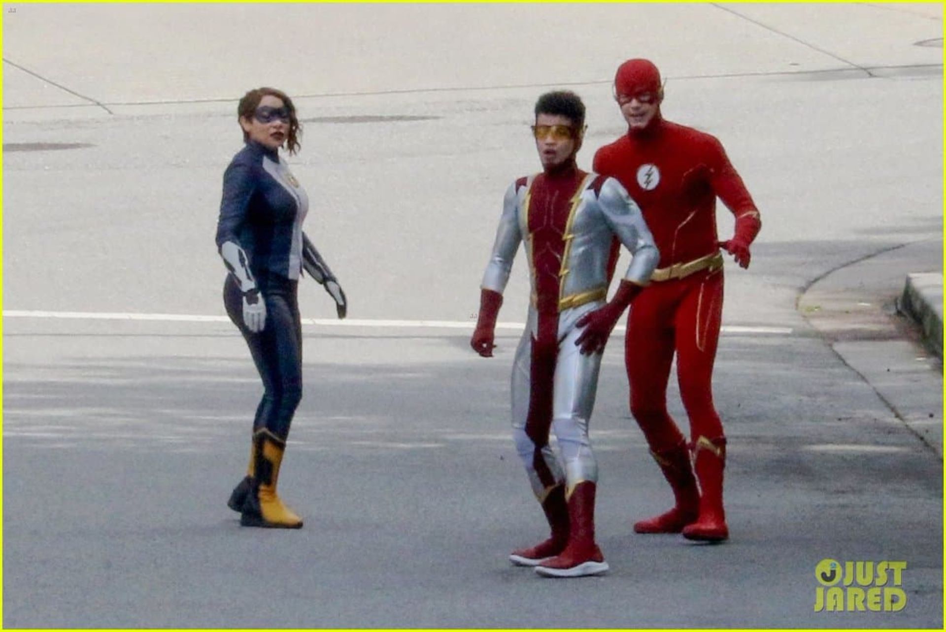 2021-5-grant-gustin-jessica-parker-kennedy-and-jordan-fisher-on-the-flash-tv-series-04
