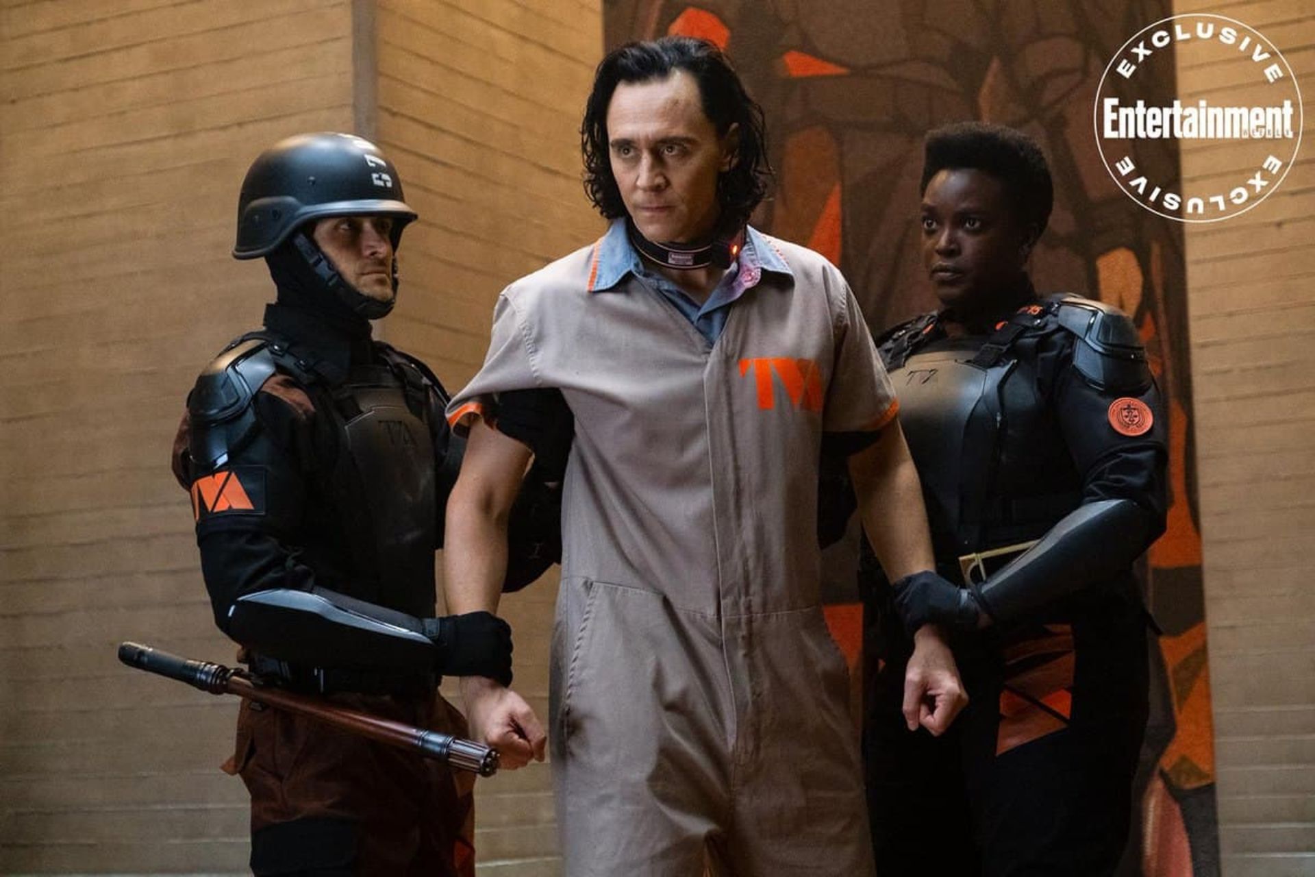 2021-5-loki-gets-new-image-tom-hiddleston-custody-of-the-time-variance-authority