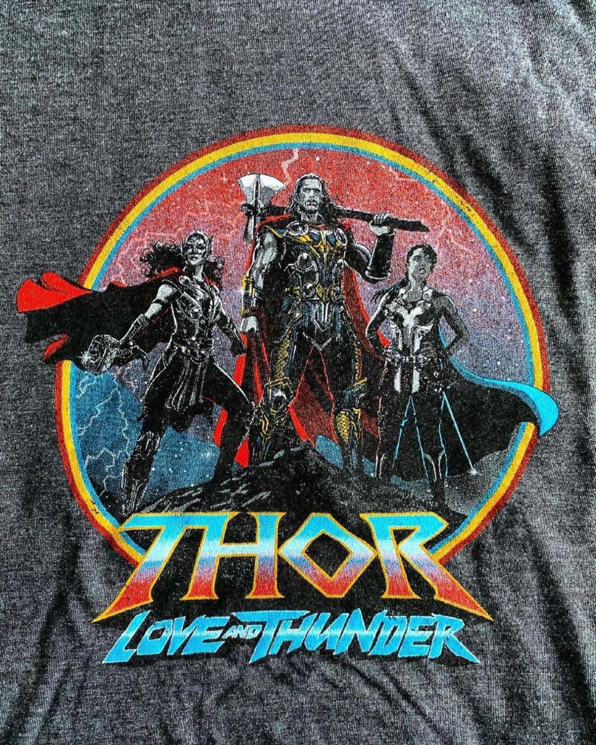 2021-6-thor-love-and-thunder-promo-art-reveals-02