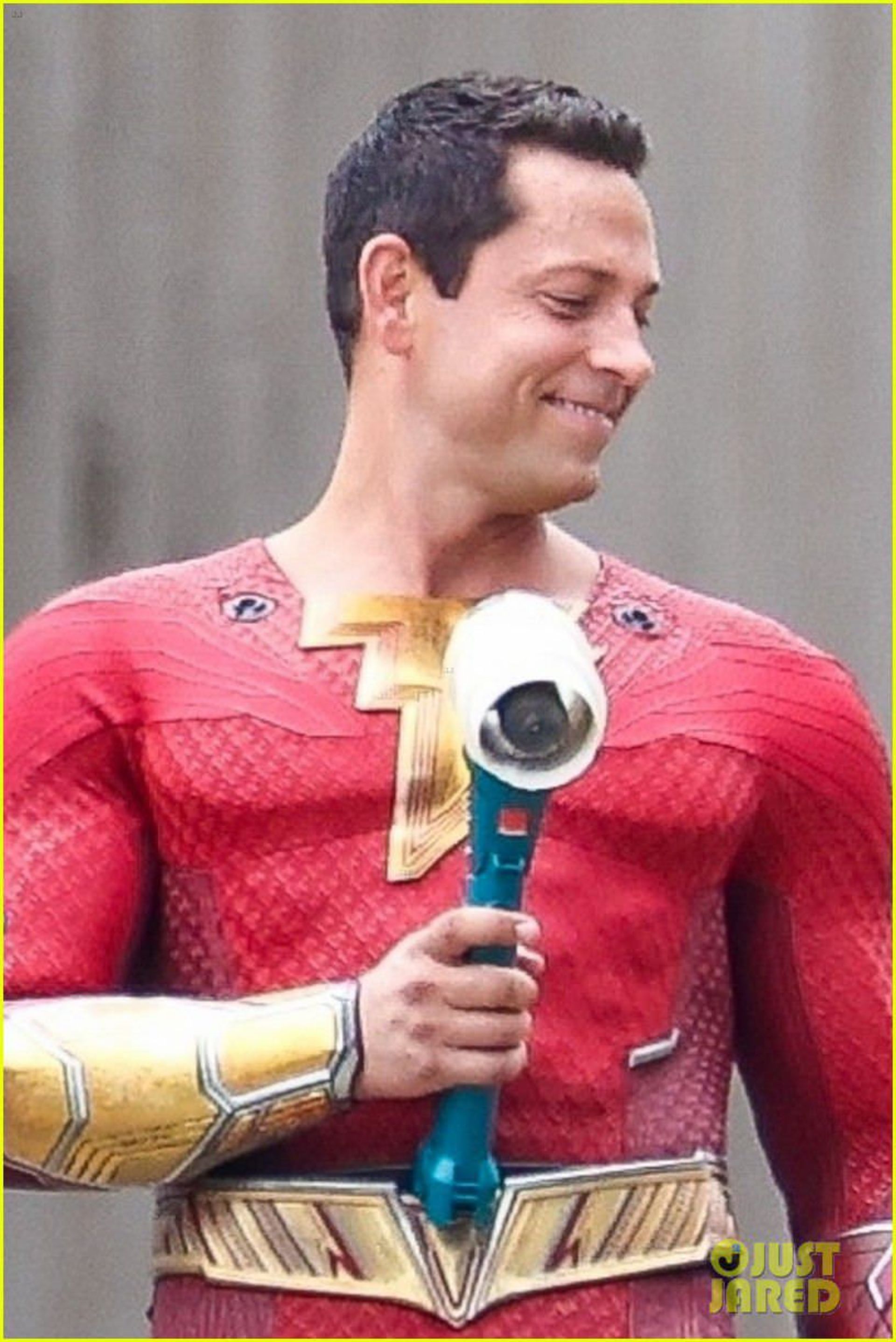2021-6-zachary-levi-films-shazam-08