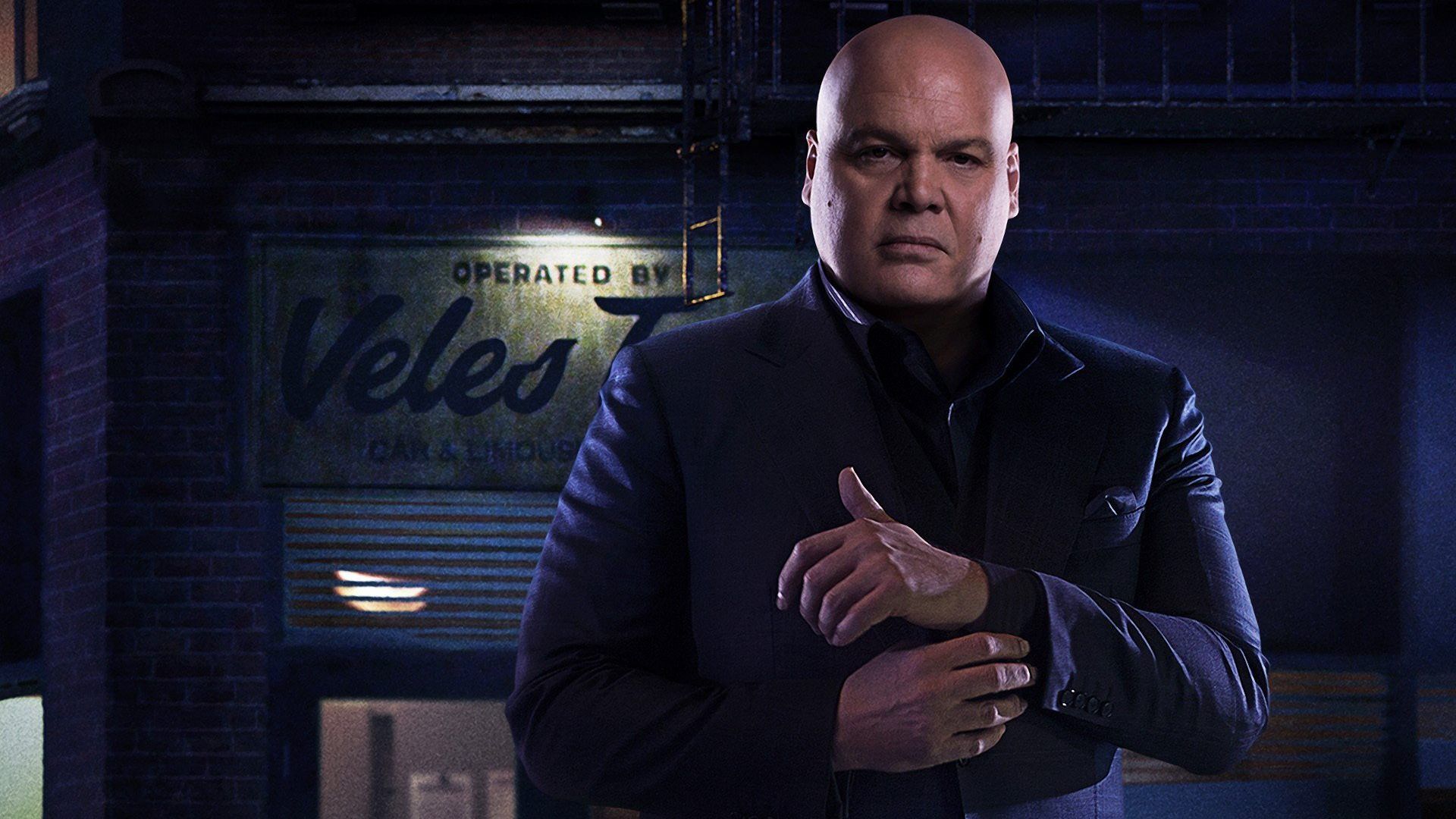وینسنت دن آفریو در نقش ویلسون فیسک ملقب به کینگ پین در سریال Daredevil / دردویل