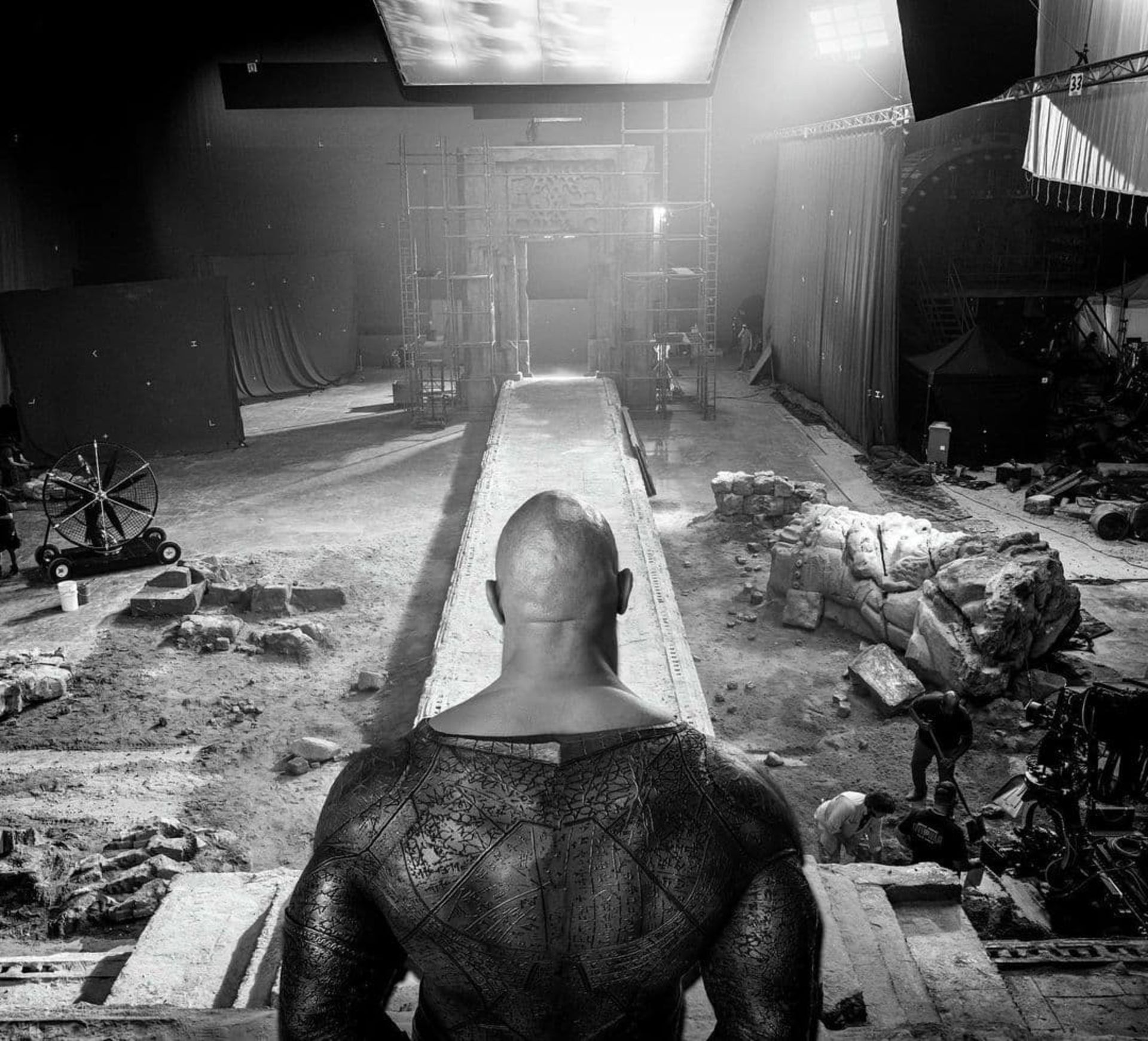 2021-7-dwayne-johnson-gives-us-a-closer-glimpse-of-black-adam-costume-on-set