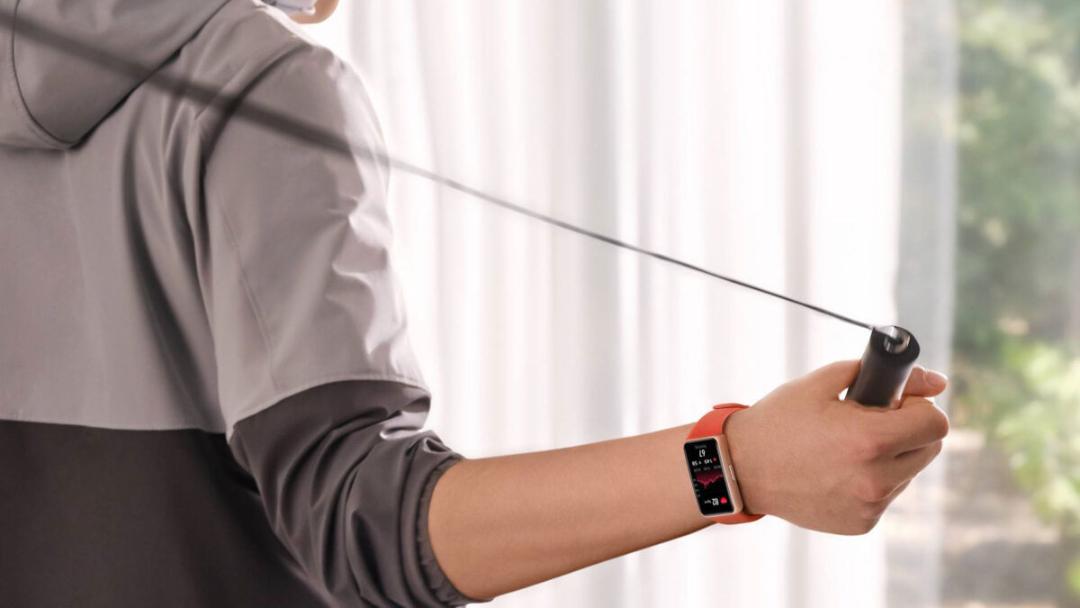 2021-7-huawei-band-6-fitness