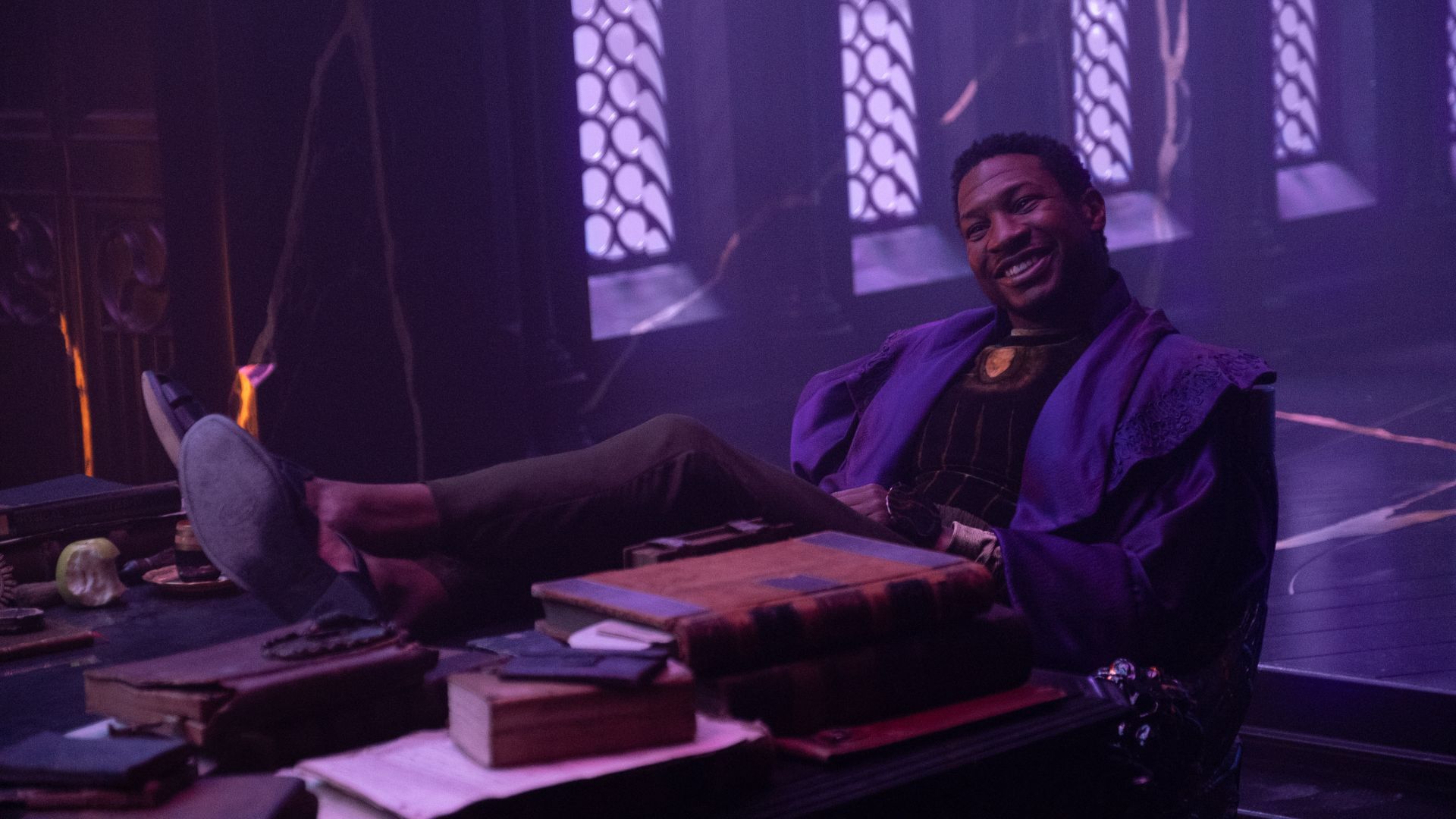 2021-7-loki-episode-6-jonathan-majors-as-he-who-remains-kang-seat-on-chair