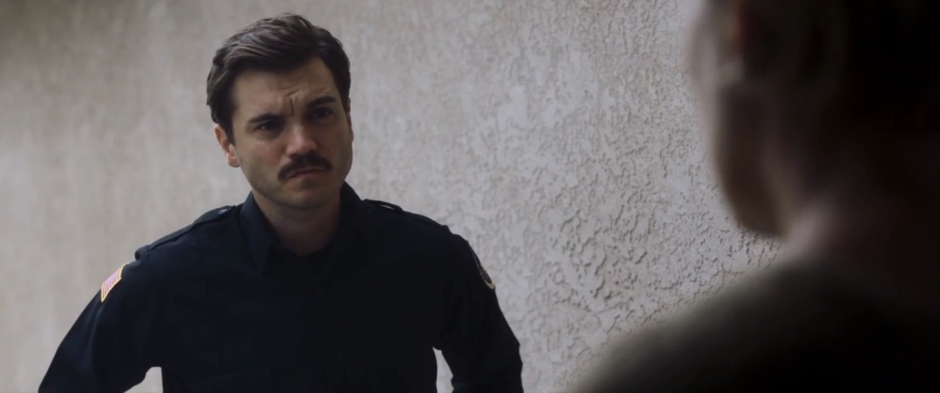2021-7-midnight-in-the-switchgrass-emile-hirsch