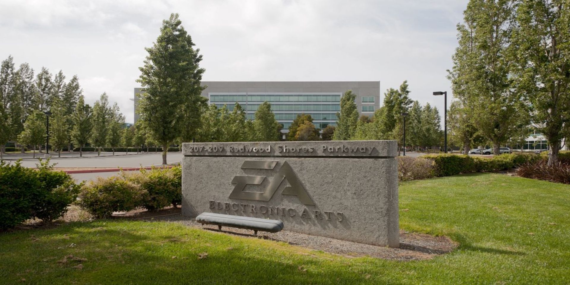 2021-8-ea-electronic-arts-office