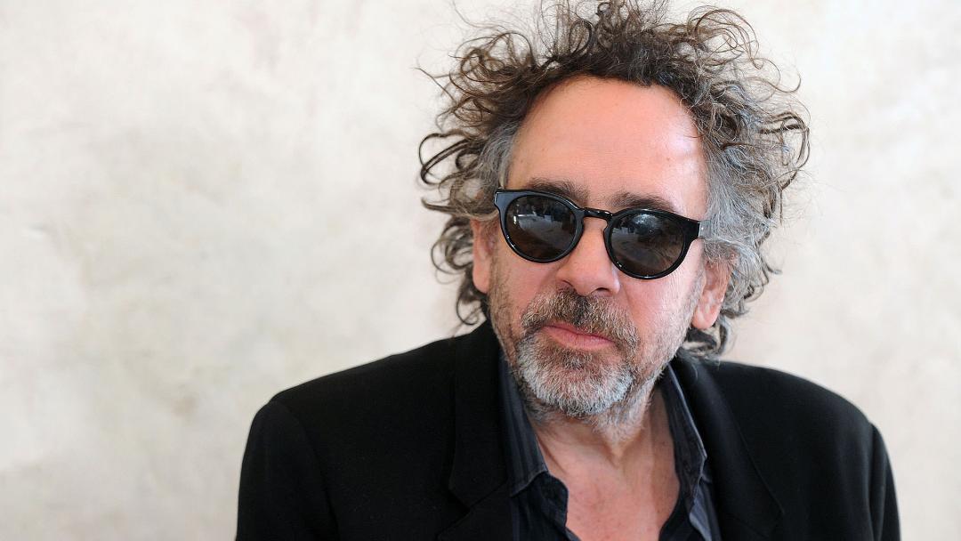 2021-8-tim-burton-sunglassess