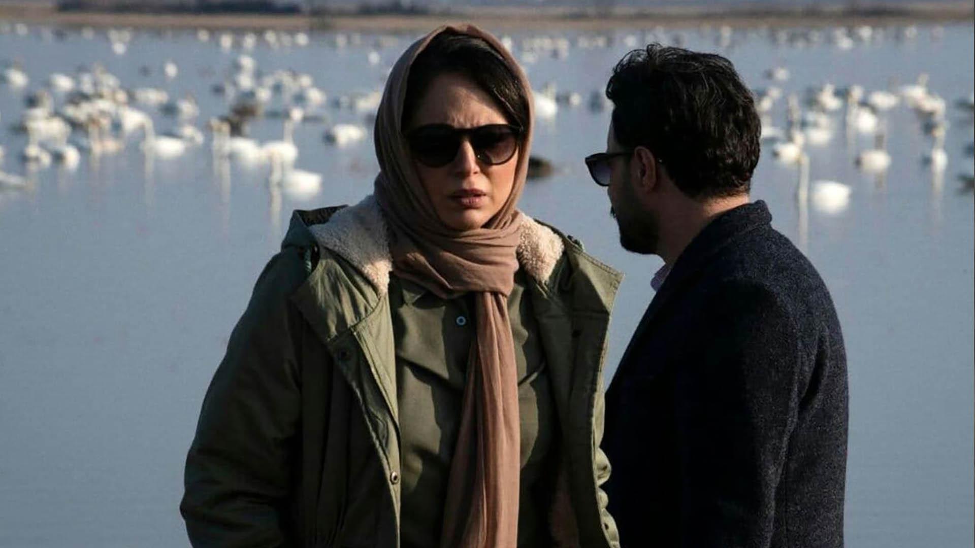 مالک و سمیرا درباره زمین‌های شمال با هم صحبت می‌کنند