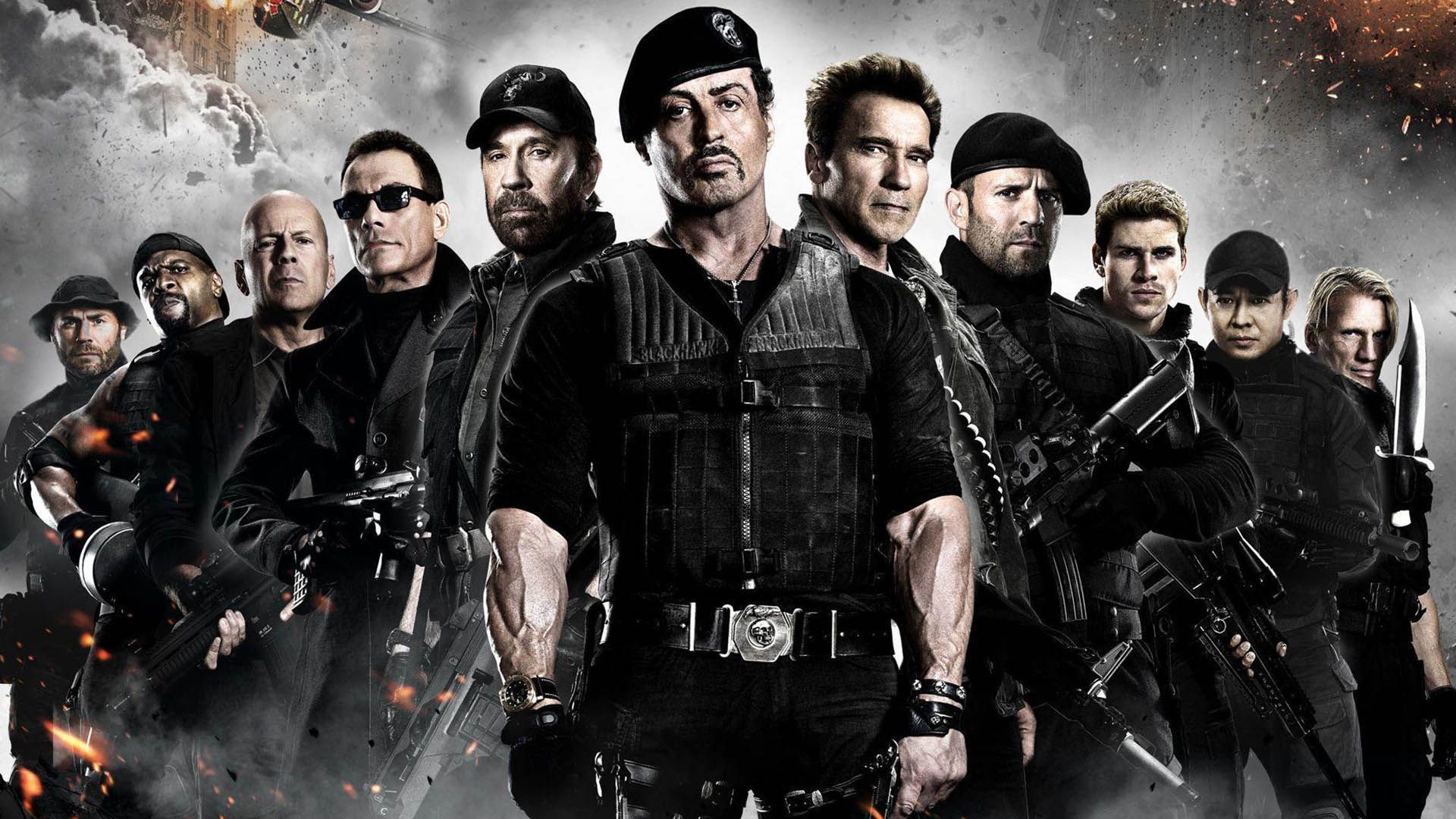 بازیگران فیلم  The Expendables 2 در کاور این فیلم