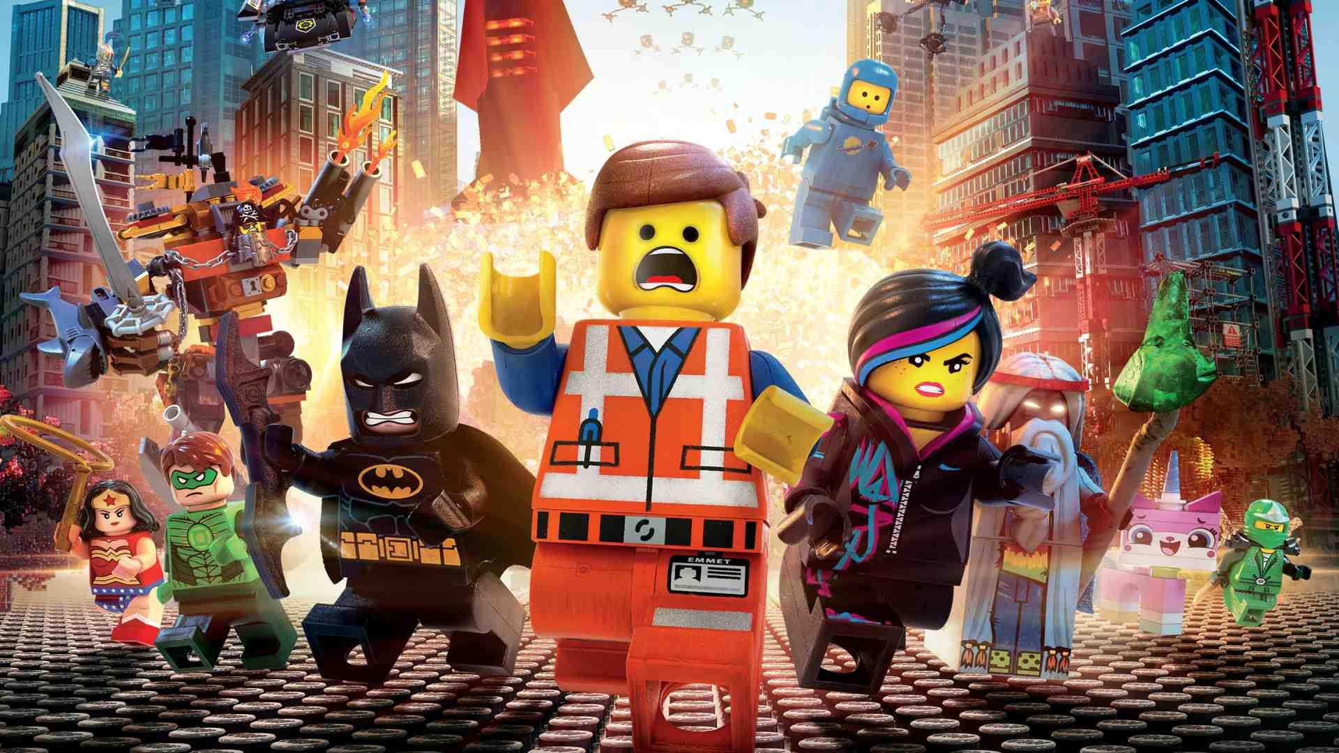 شخصیت‌های لگویی انیمیشن The Lego Movie در حال دویدن به سمت دوربین