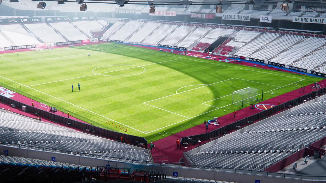 نمایی از ورزشگاه در بازی فوتبال UFL