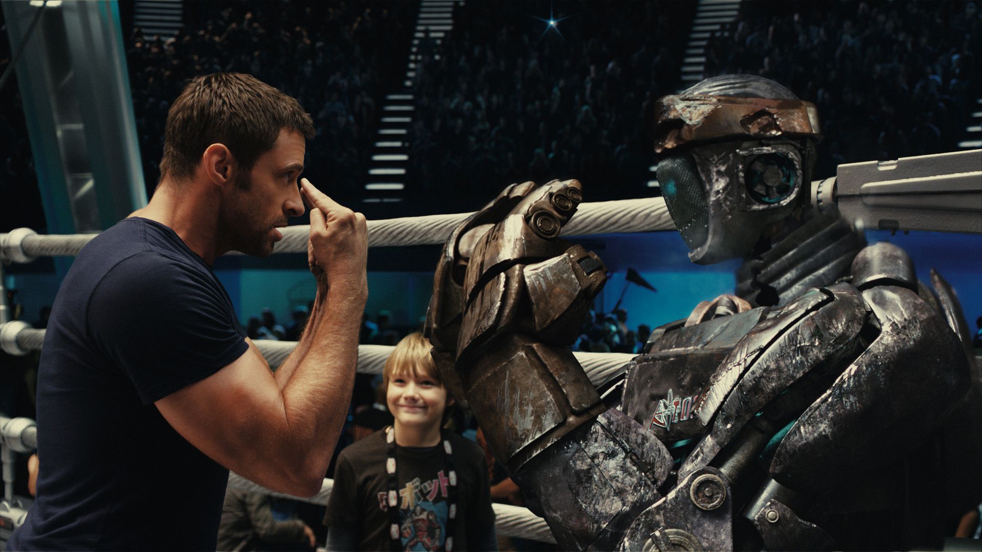 هیو جکمن در حال مبارزه با ربات در فیلم Real Steel