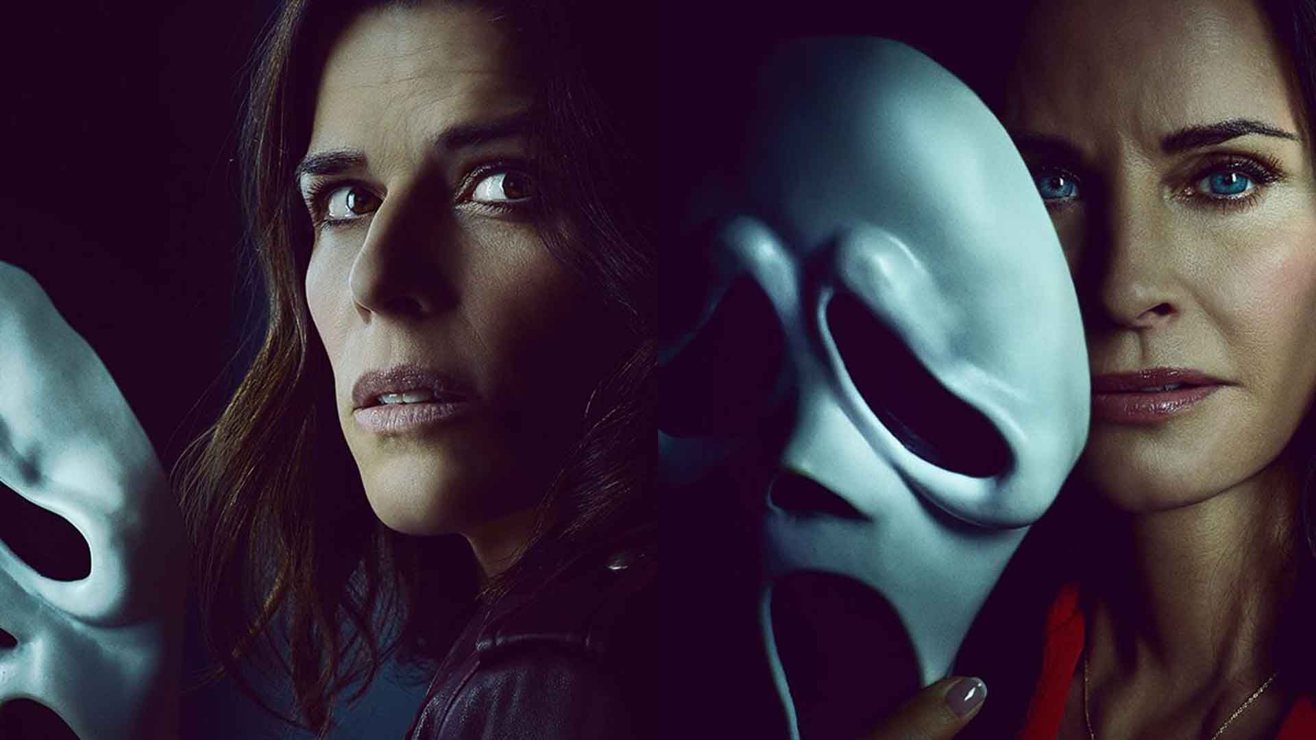 کورتنی کاکس و نیو کمپل با ماسک گوست فیس در پوستر فیلم Scream 5