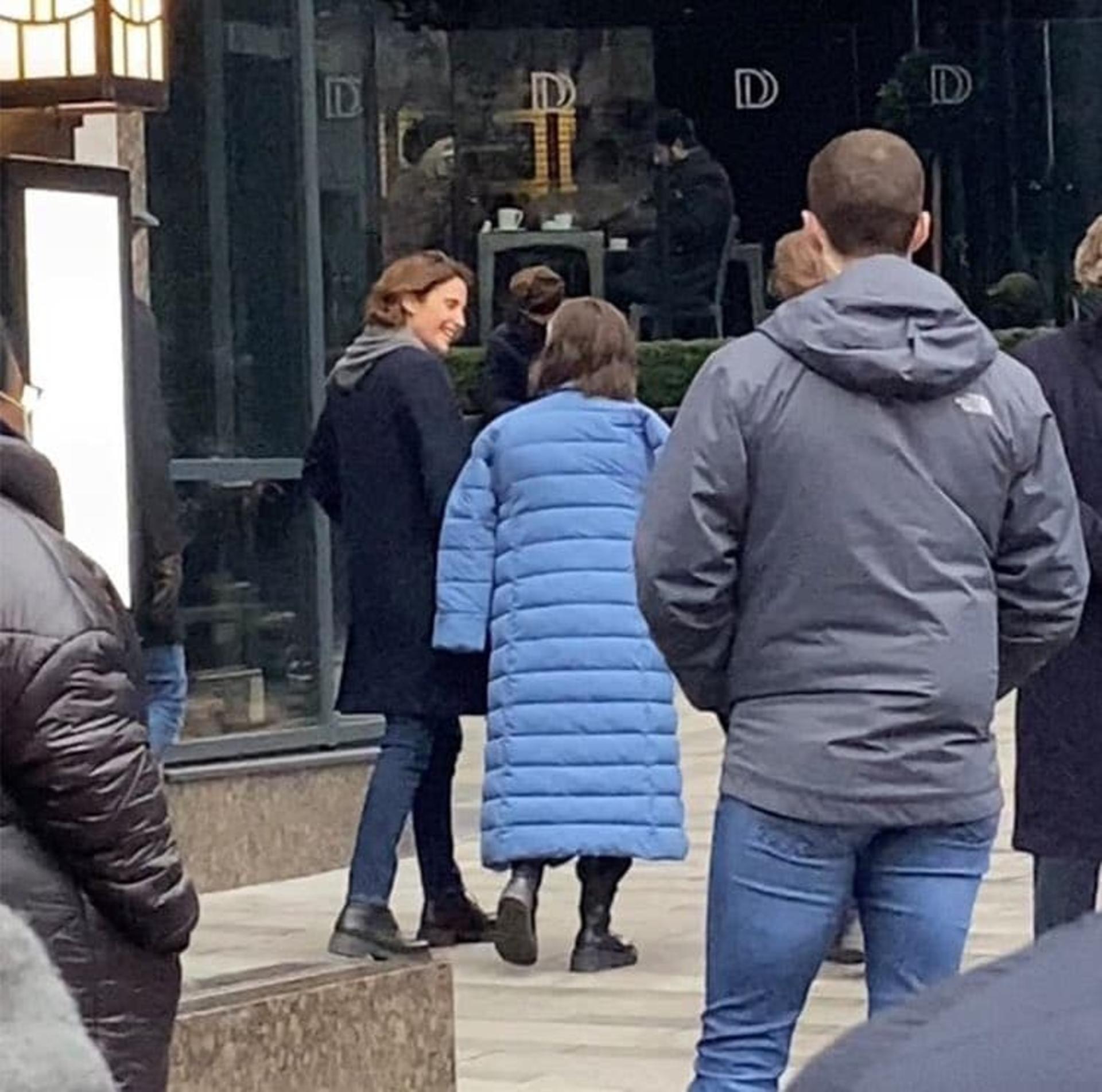 2022-1-secret-invasion-set-photos-reveal-first-look-cobie-smulders-02