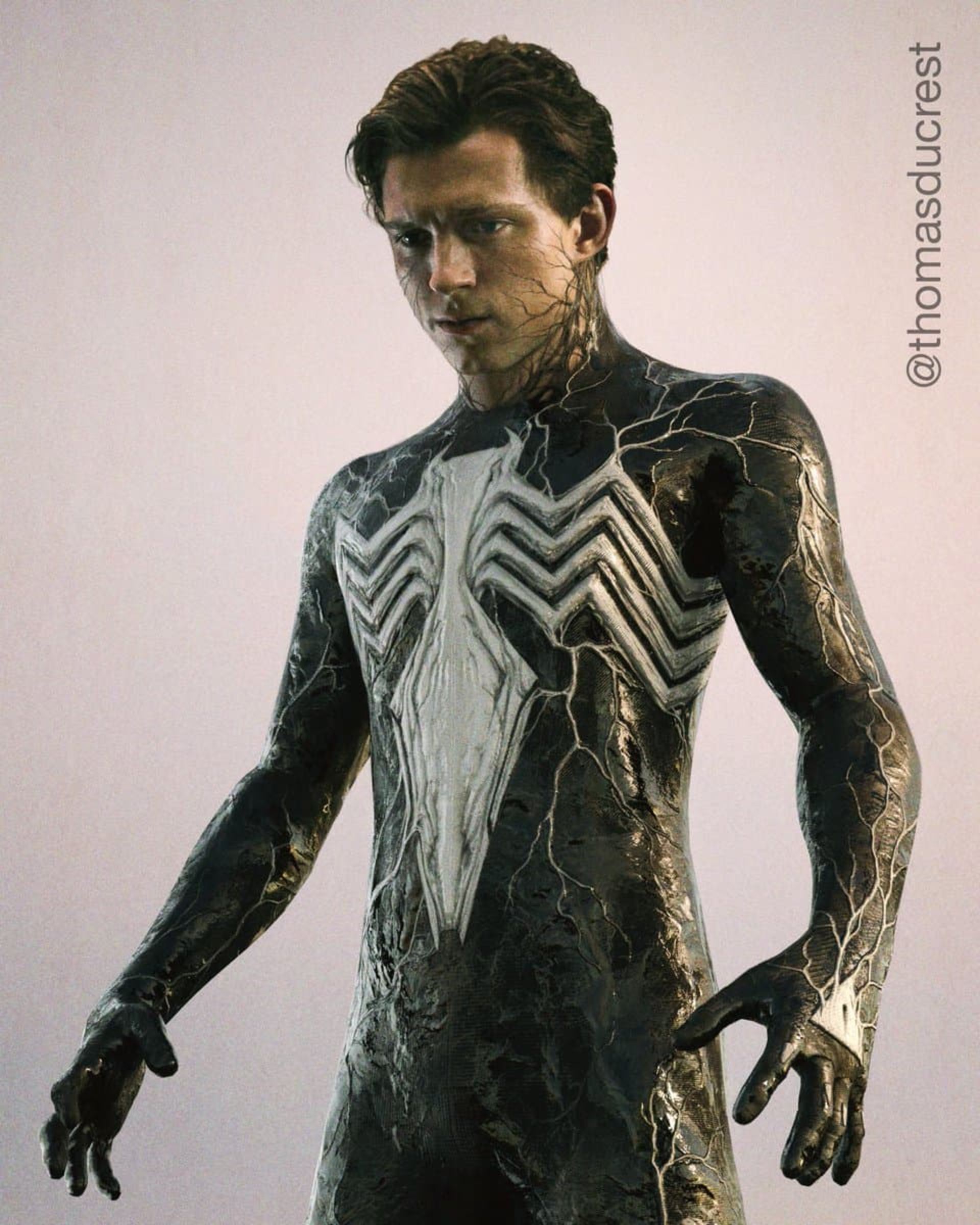 2022-1-spider-man-no-way-home-artist-shares-concept-art-of-tom-holland-in-venom’s-black-suit-01